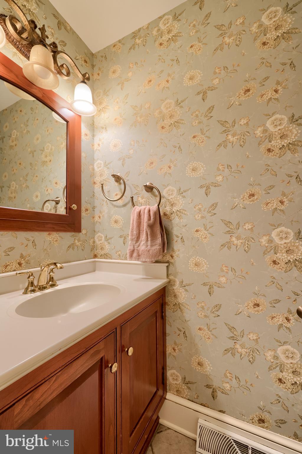 BIRDLAND - Residential