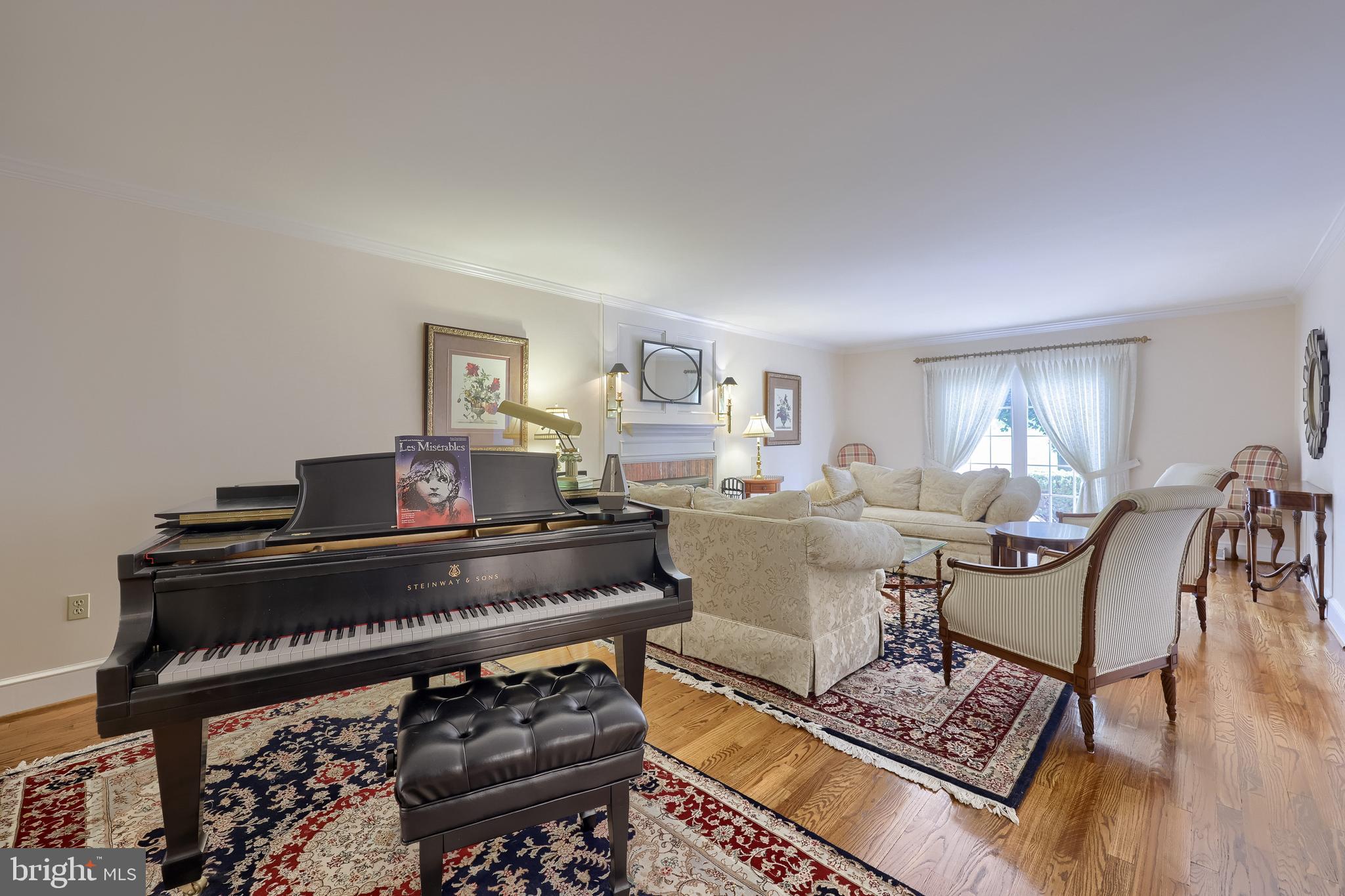 BIRDLAND - Residential