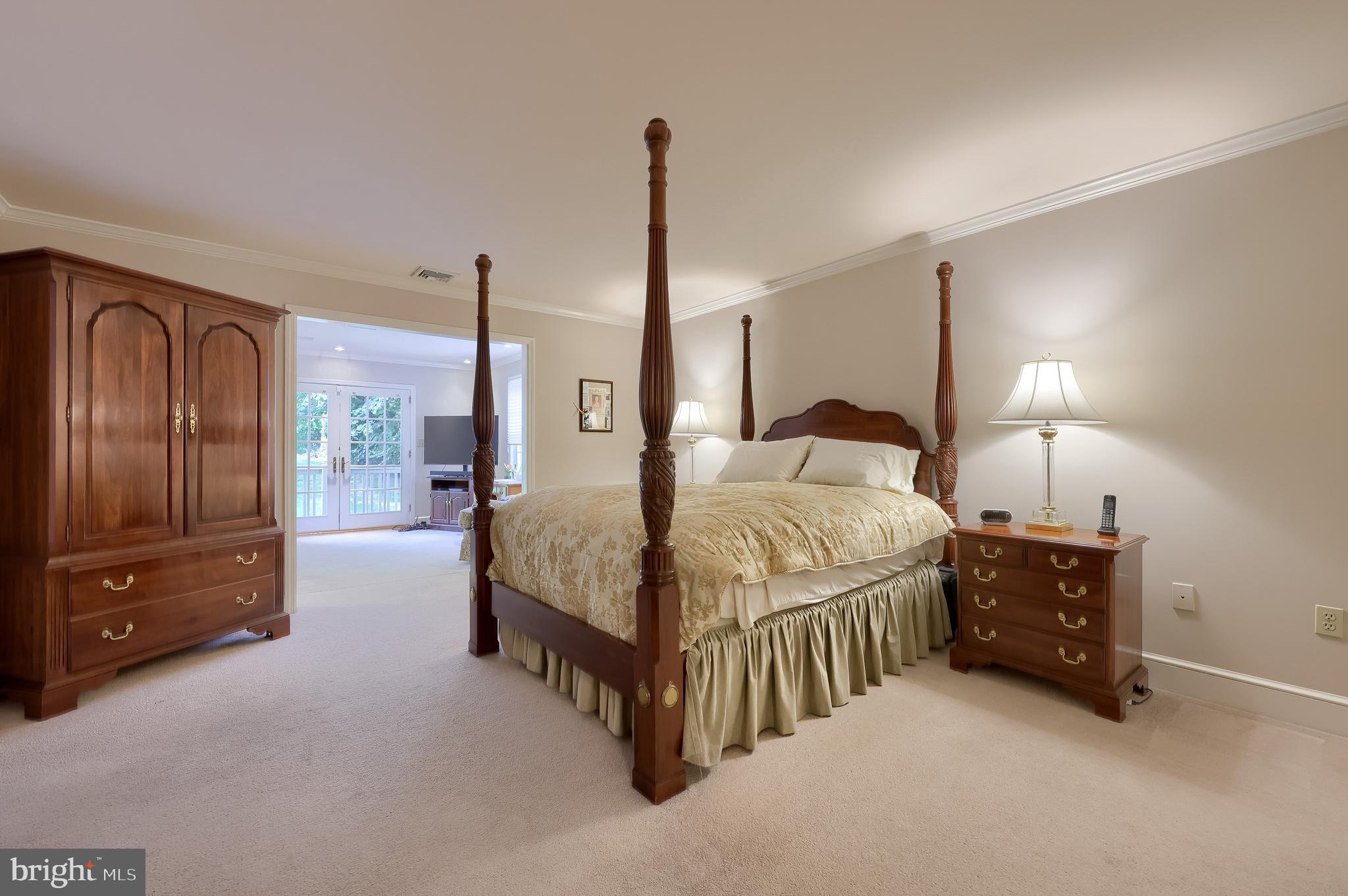 BIRDLAND - Residential