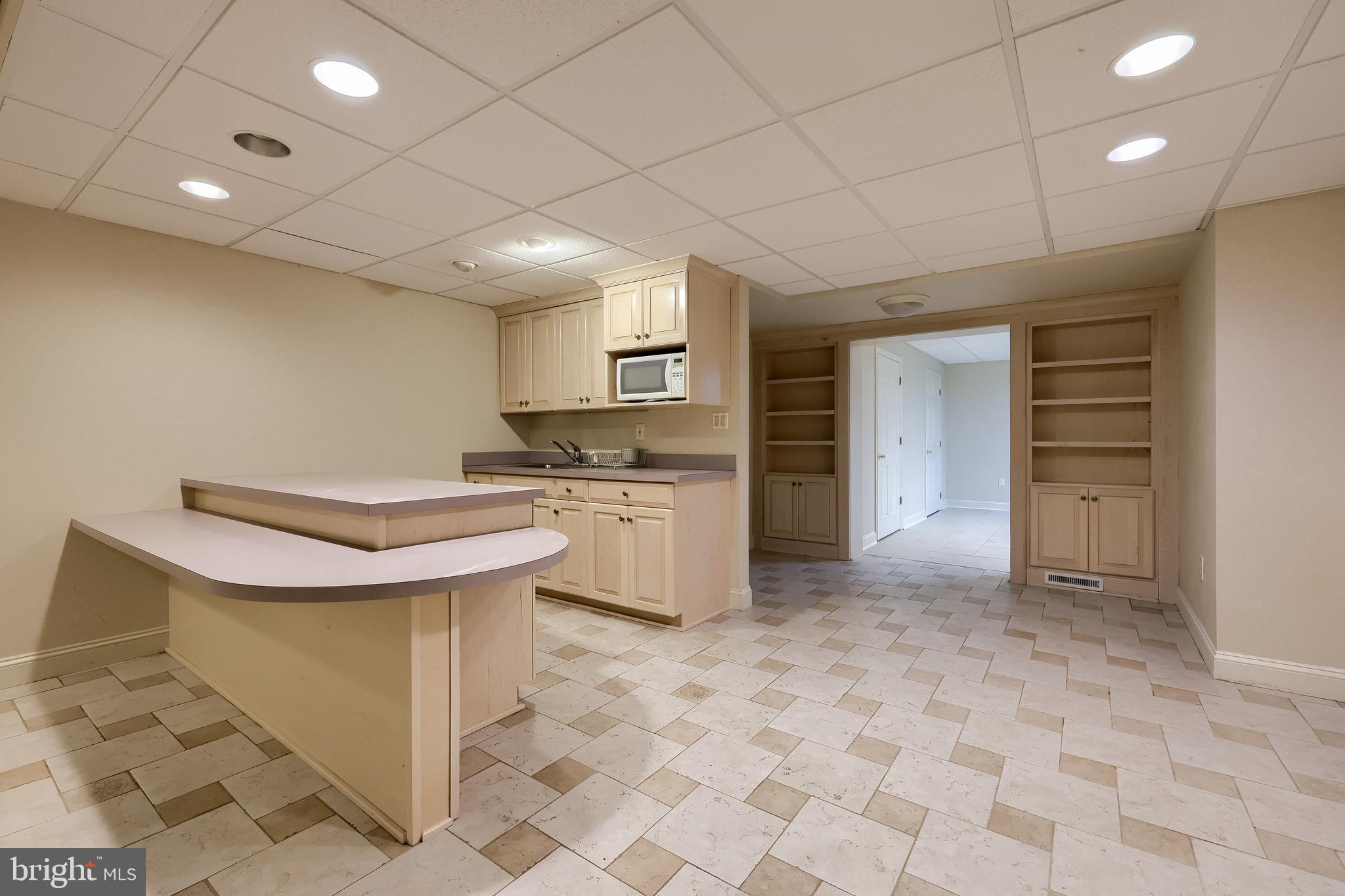 BIRDLAND - Residential