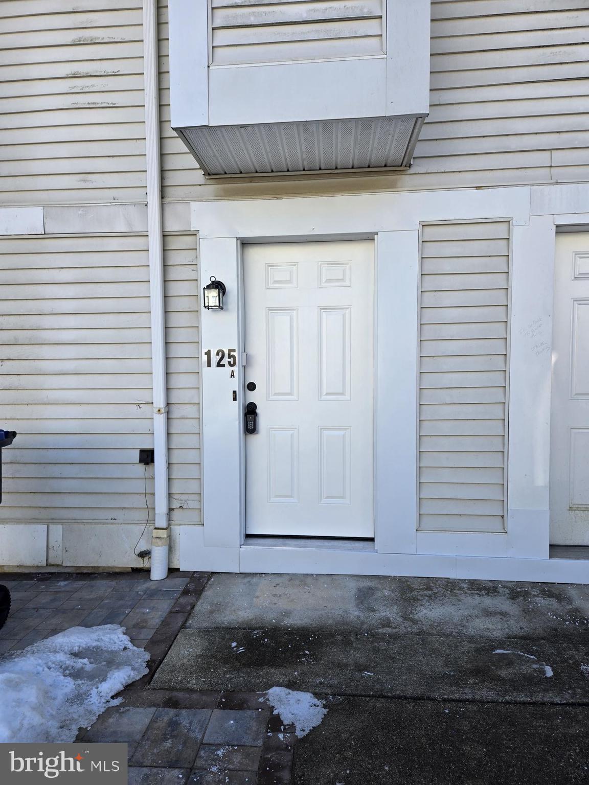 DRUMMOND RIDGE - Residential Lease