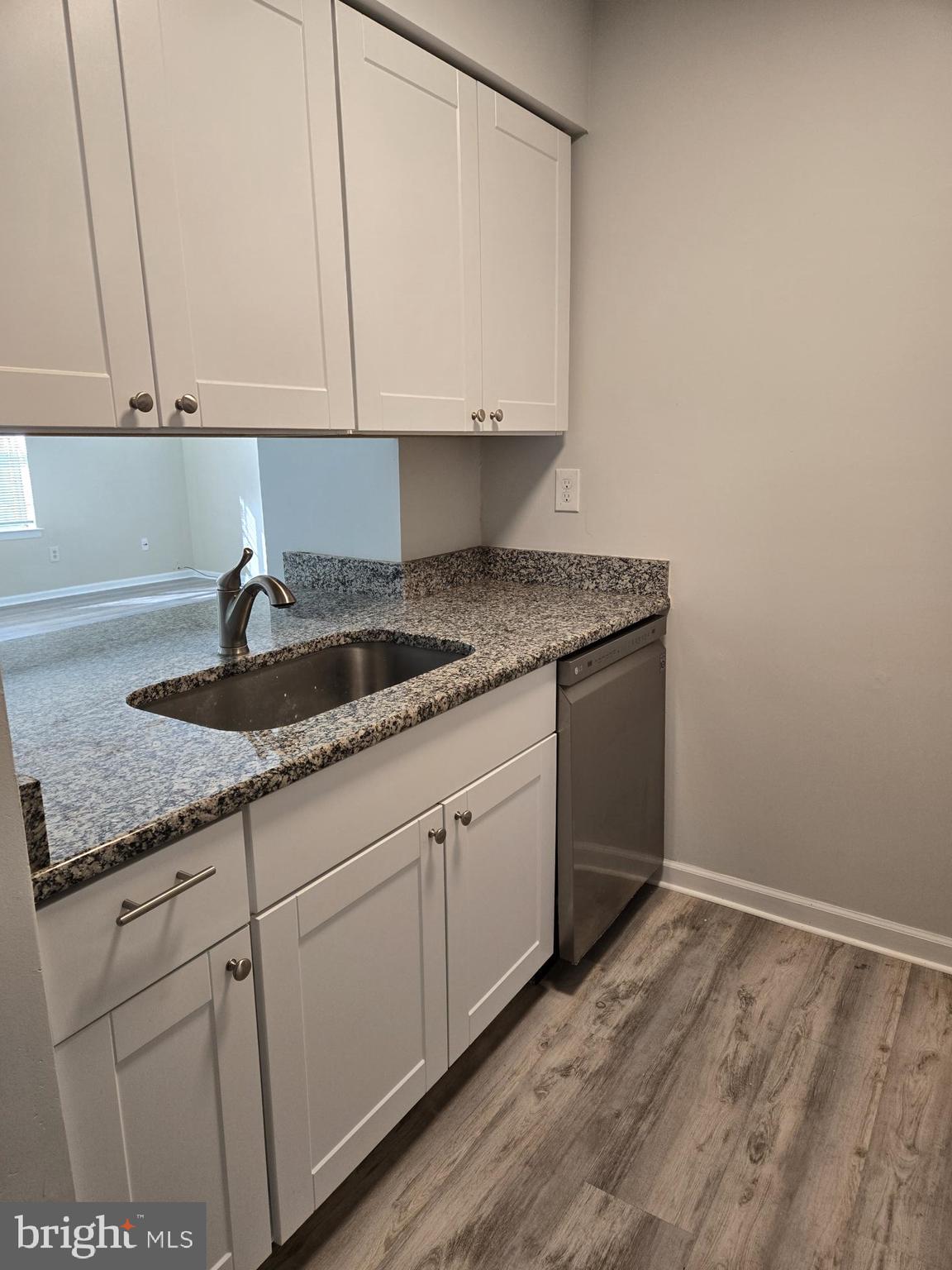 DRUMMOND RIDGE - Residential Lease