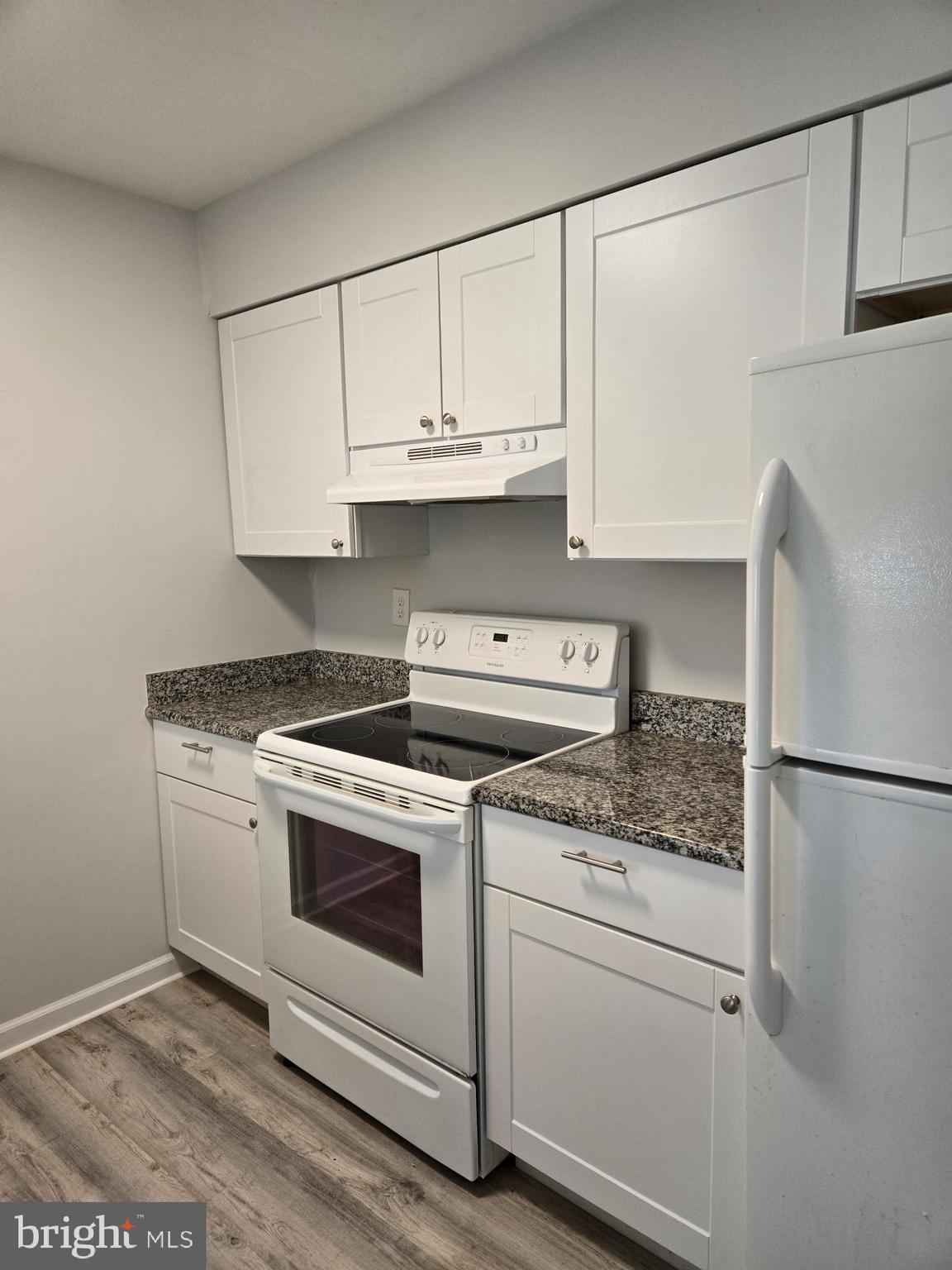 DRUMMOND RIDGE - Residential Lease