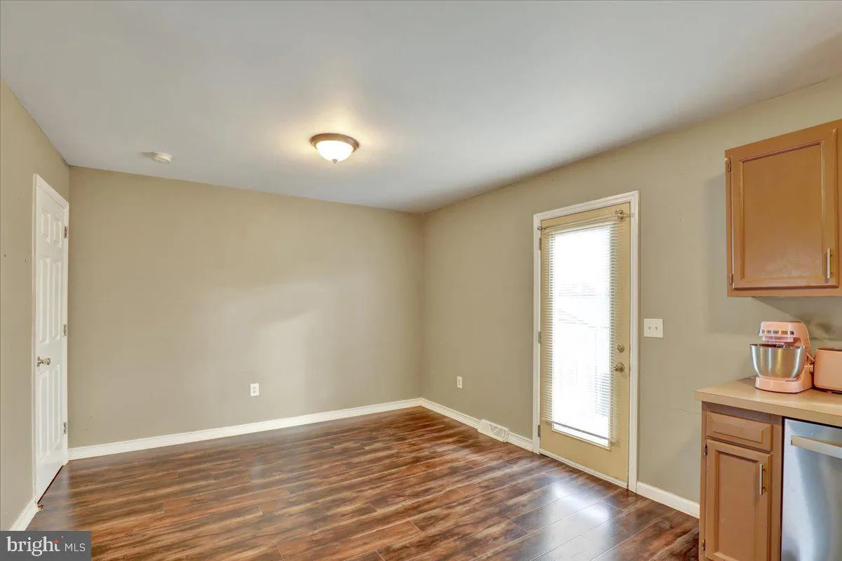 Lebanon, Pennsylvania 17046, United States, 3 Bedrooms Bedrooms, ,2 BathroomsBathrooms,Residential,Active,216326