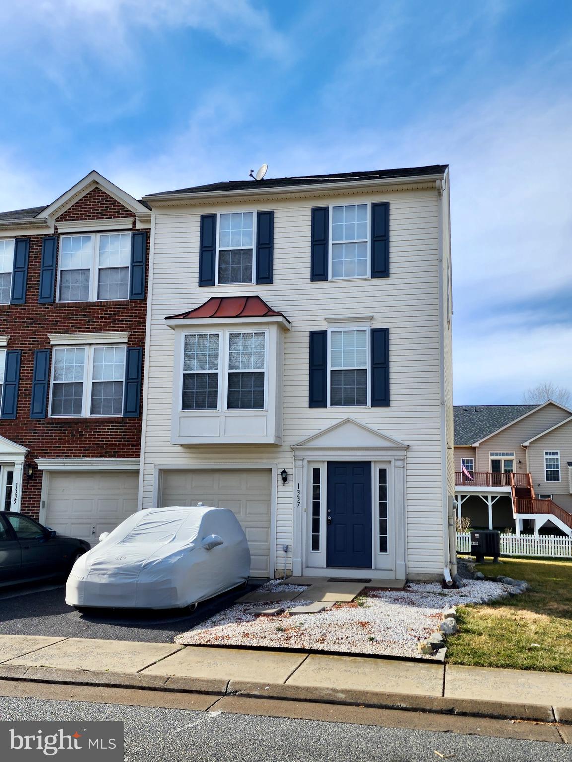 LAKELAND PLACE - Residential