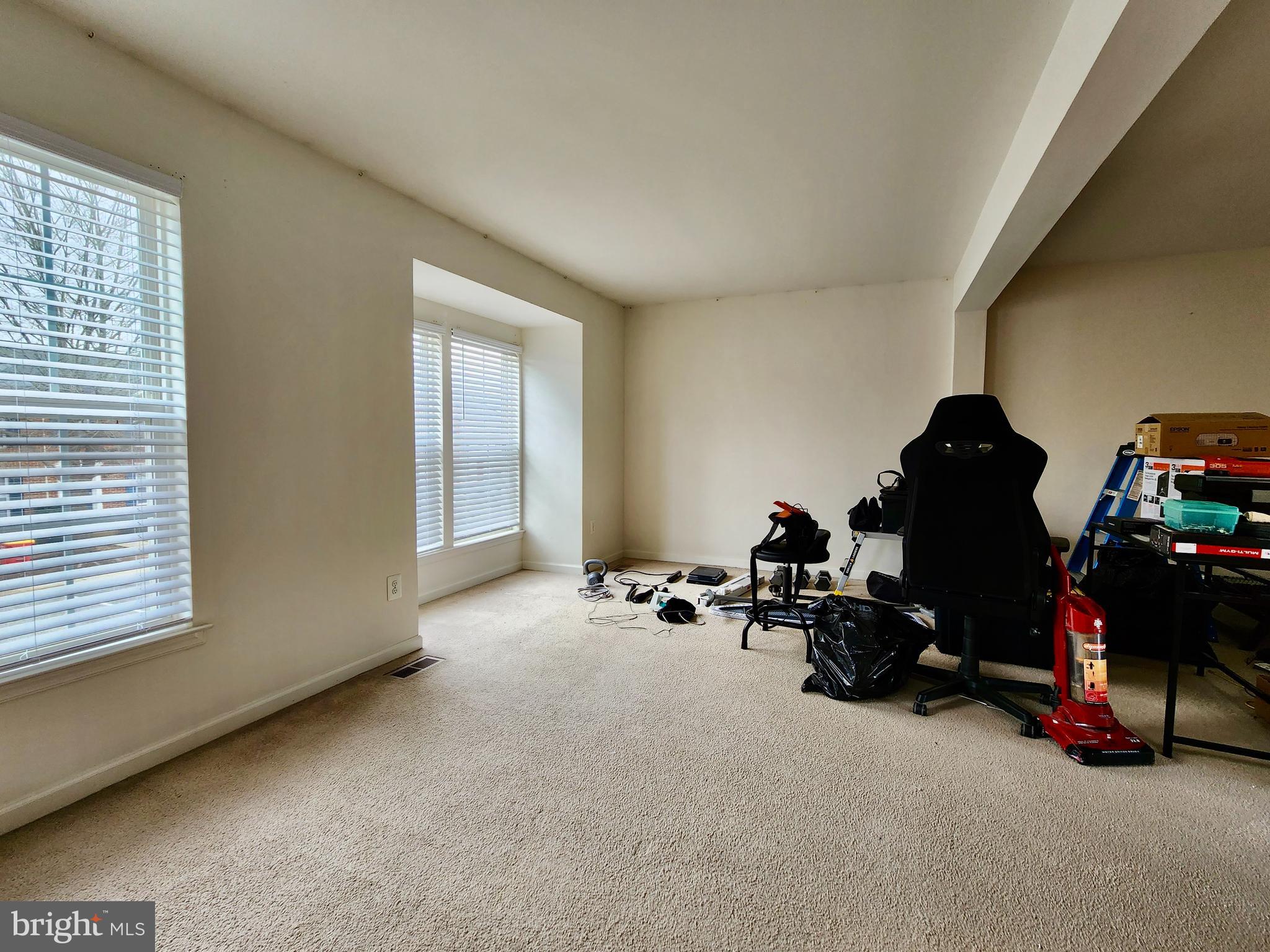 LAKELAND PLACE - Residential