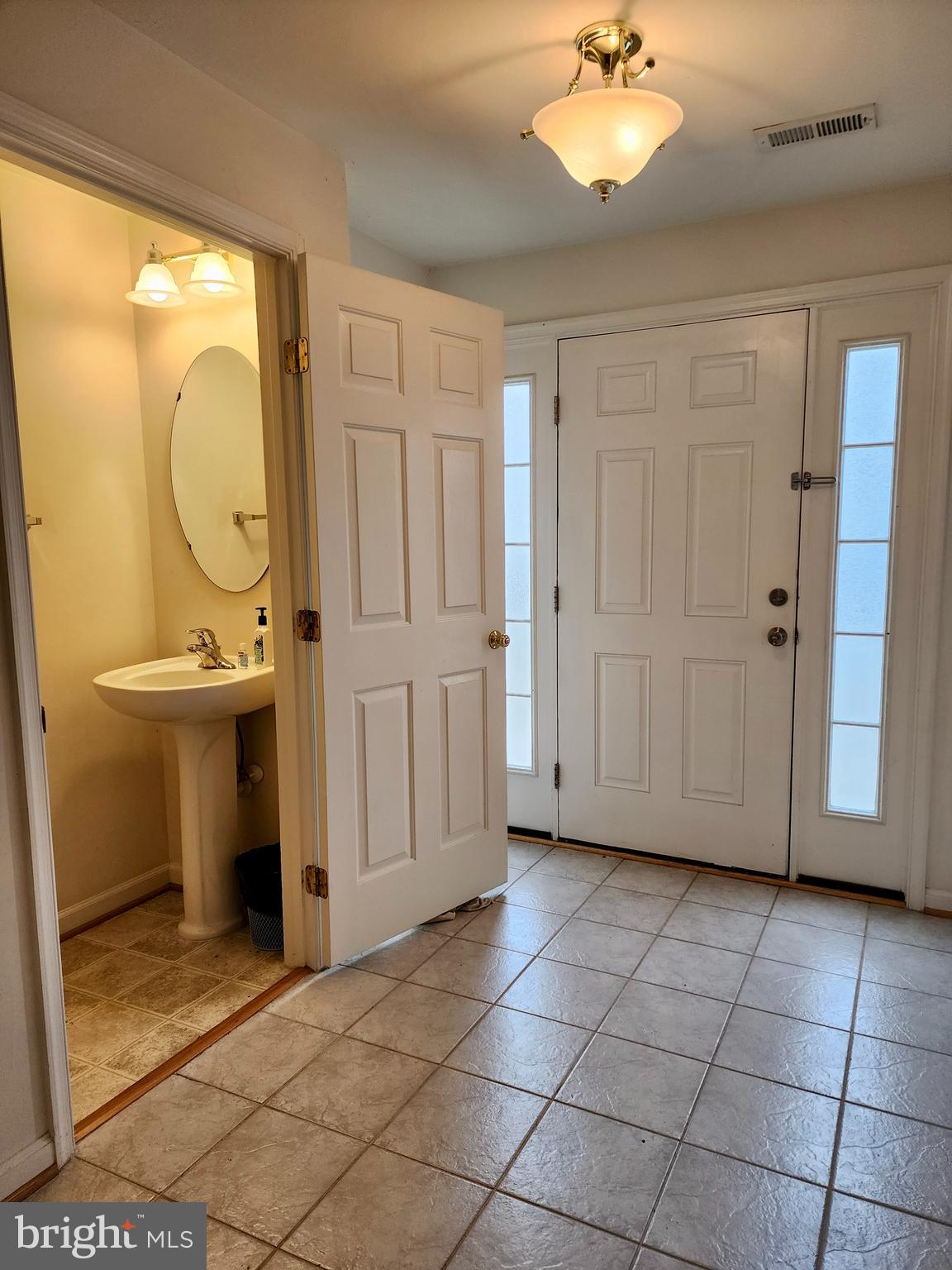 LAKELAND PLACE - Residential