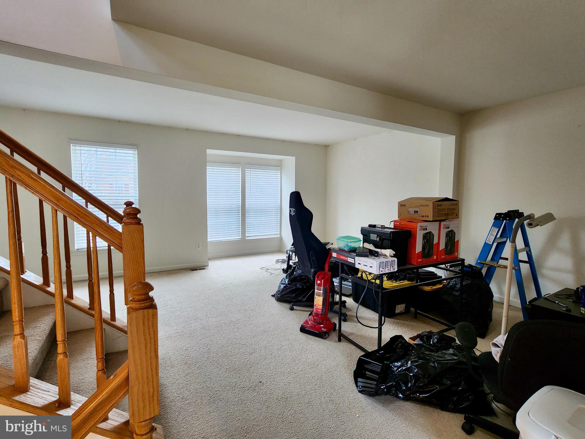 LAKELAND PLACE - Residential