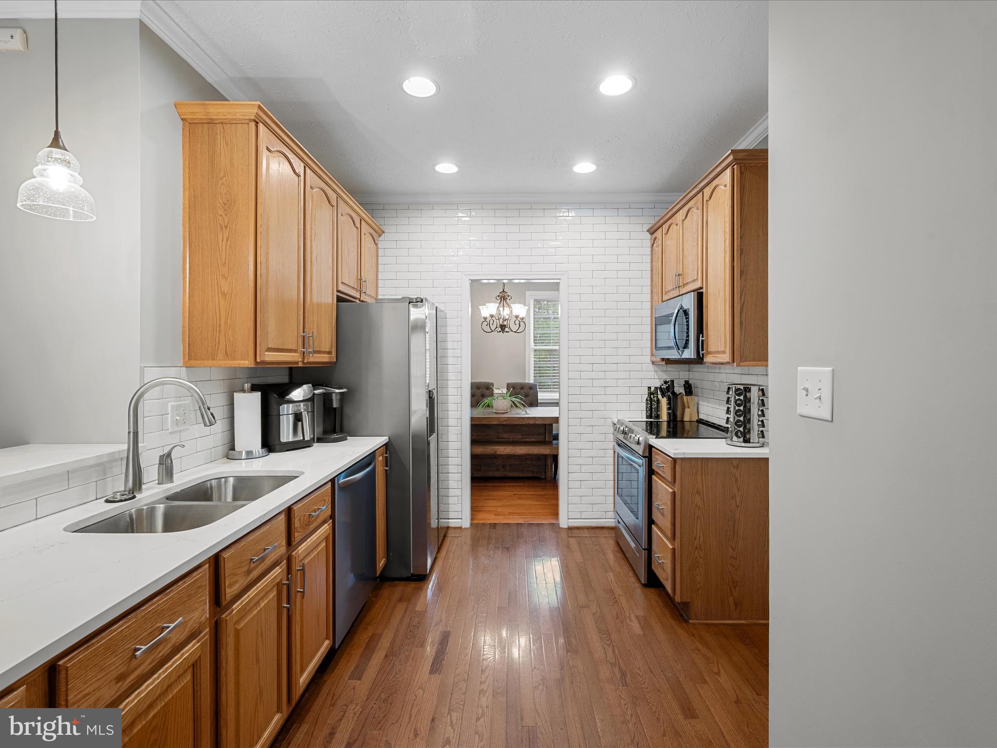 LAKE HOLIDAY ESTATES - Residential