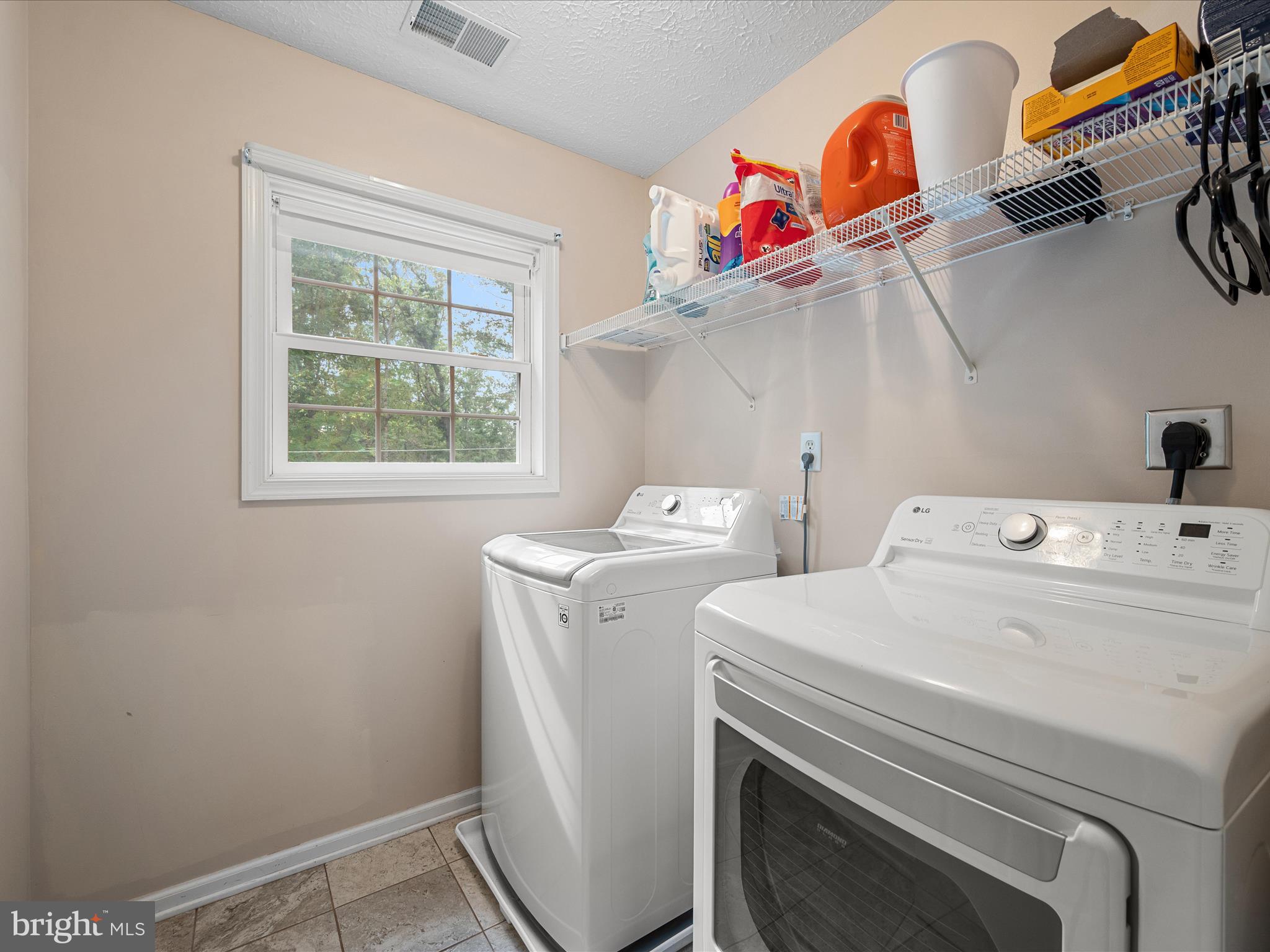 LAKE HOLIDAY ESTATES - Residential