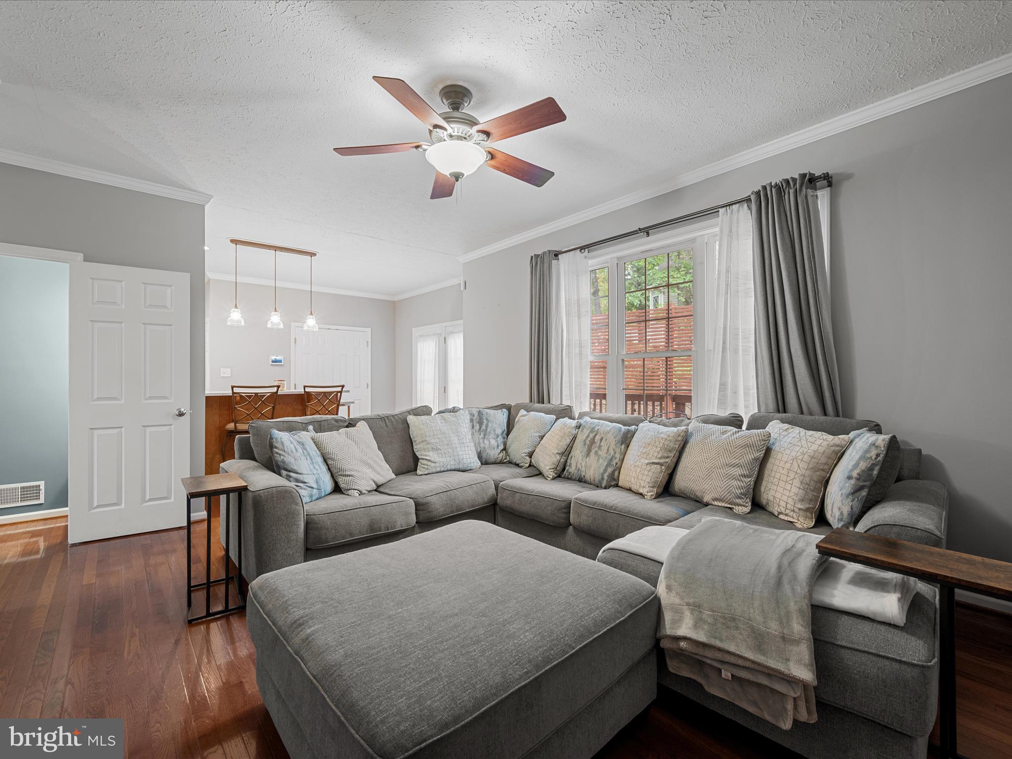 LAKE HOLIDAY ESTATES - Residential