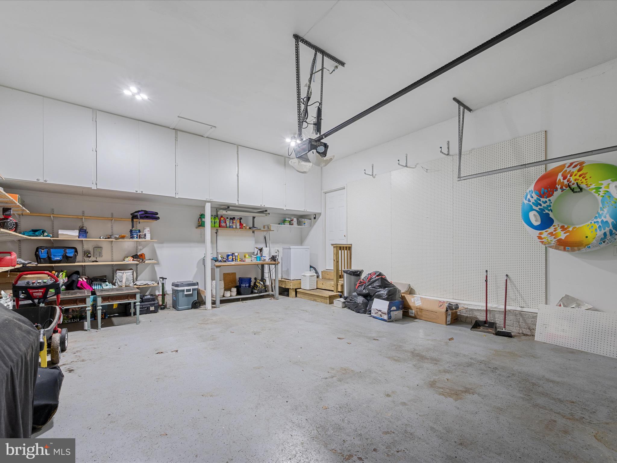 LAKE HOLIDAY ESTATES - Residential