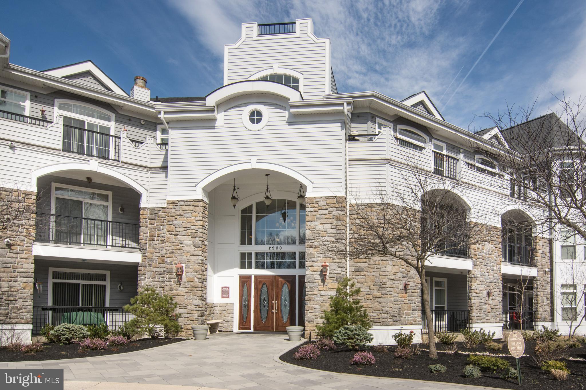 THE BLUFFS AT QUARRY LAKE - Residential