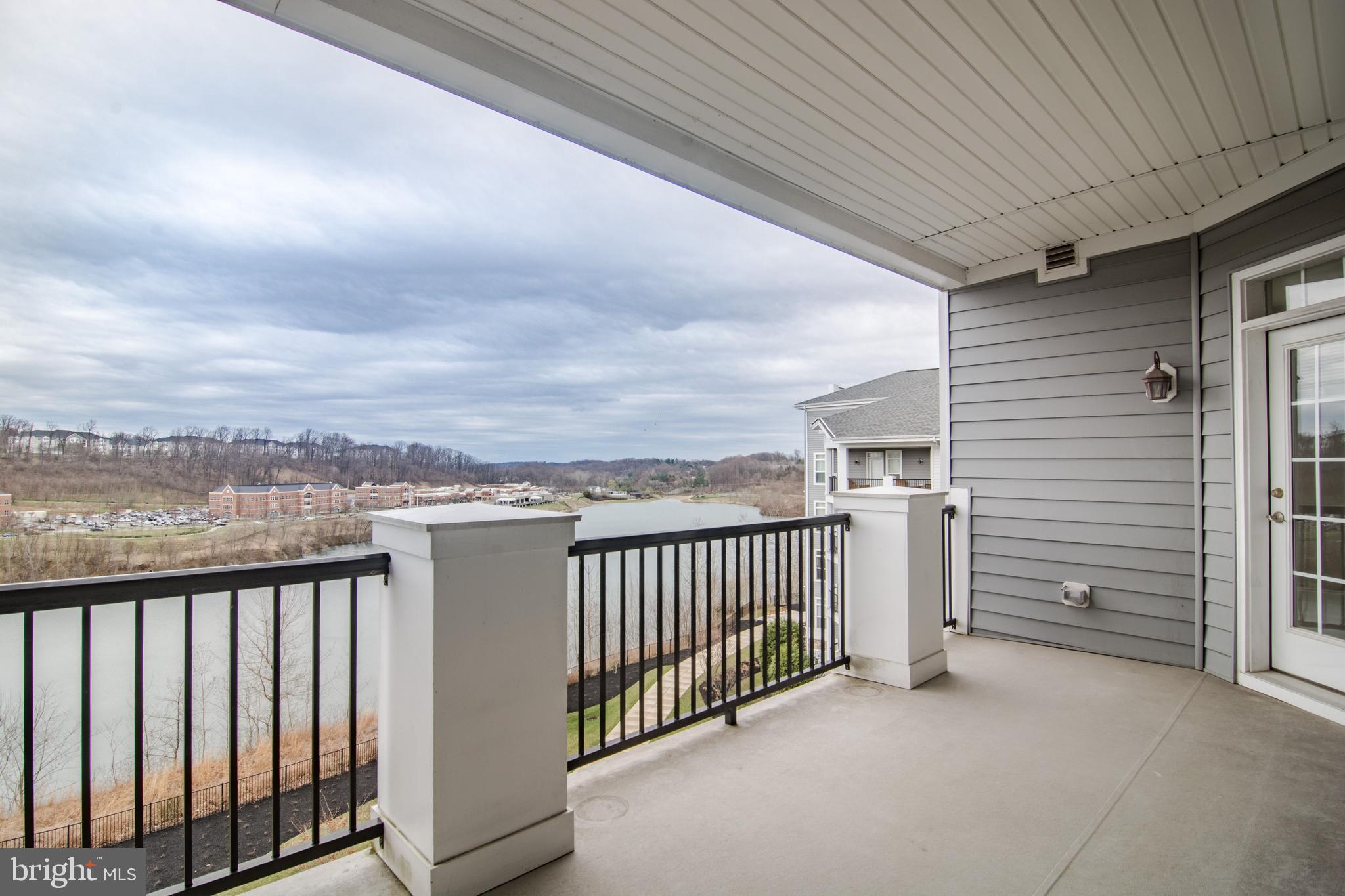 THE BLUFFS AT QUARRY LAKE - Residential