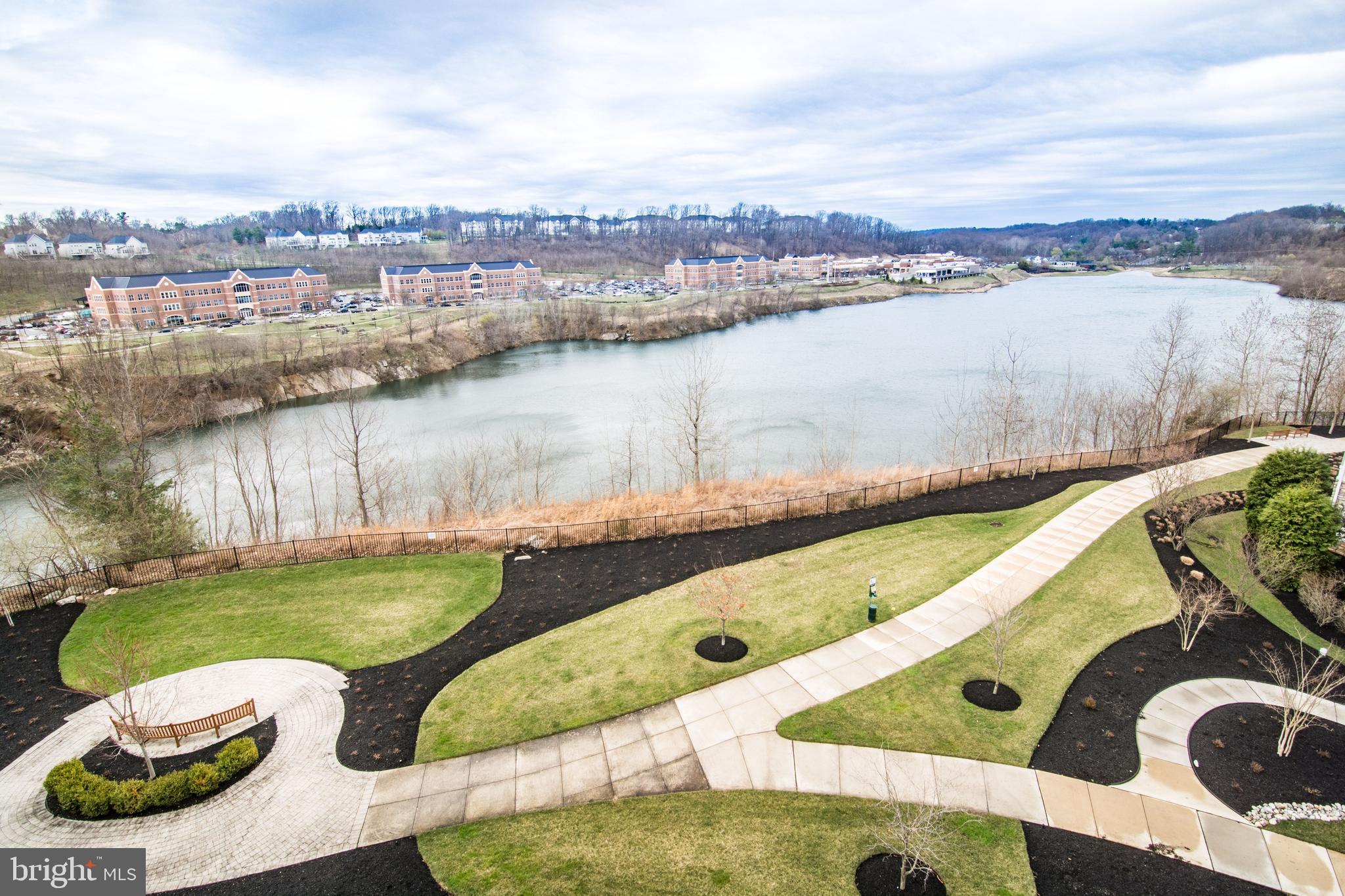 THE BLUFFS AT QUARRY LAKE - Residential