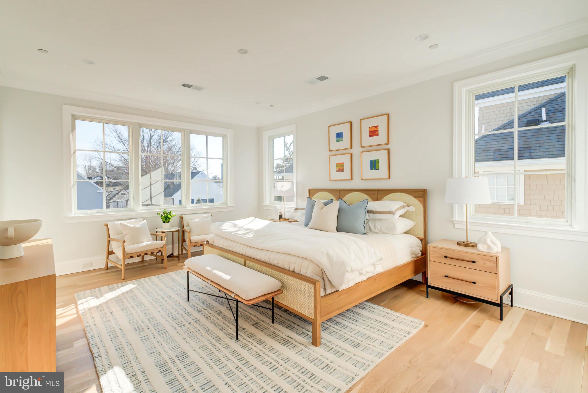 CHEVY CHASE - Residential