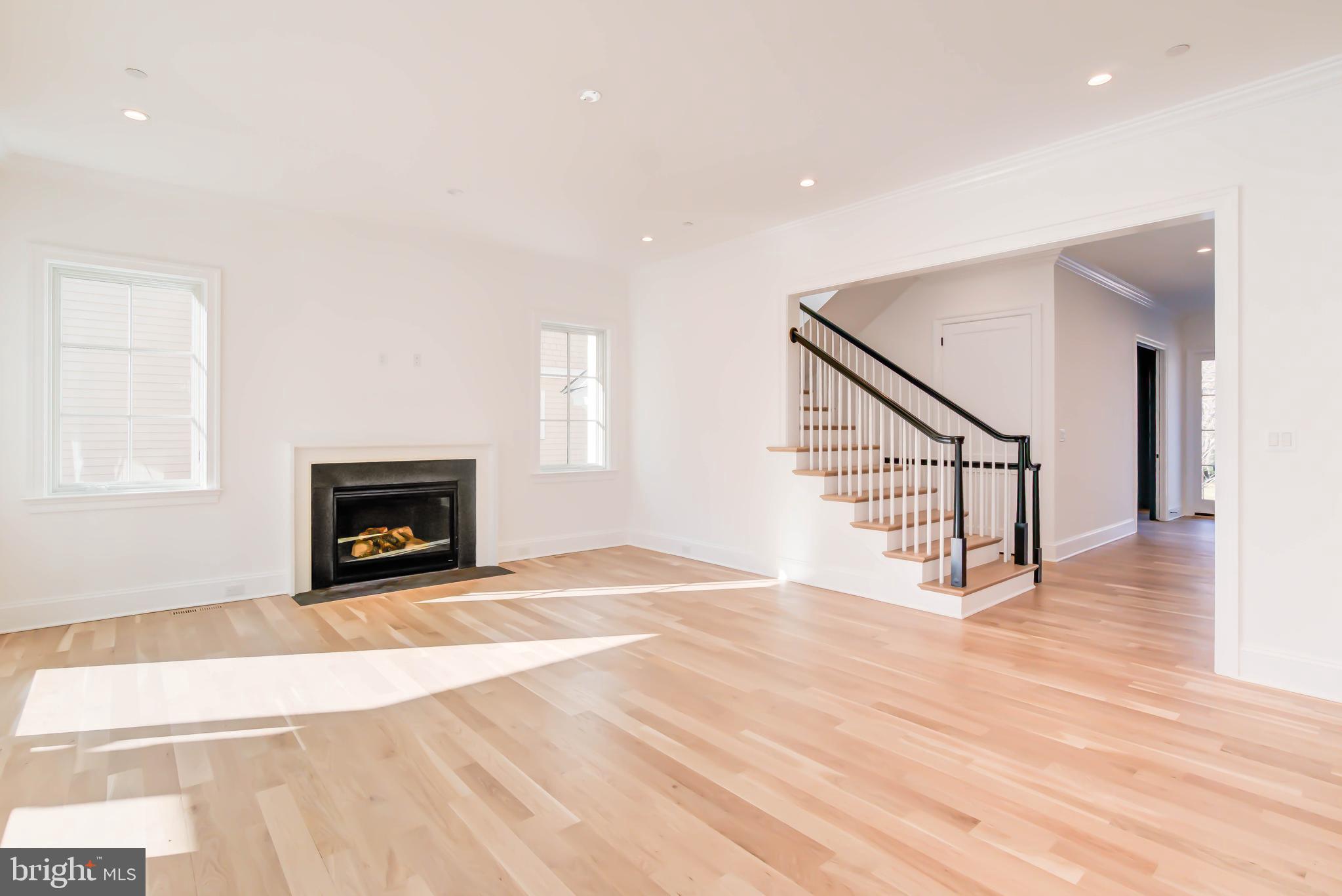 CHEVY CHASE - Residential