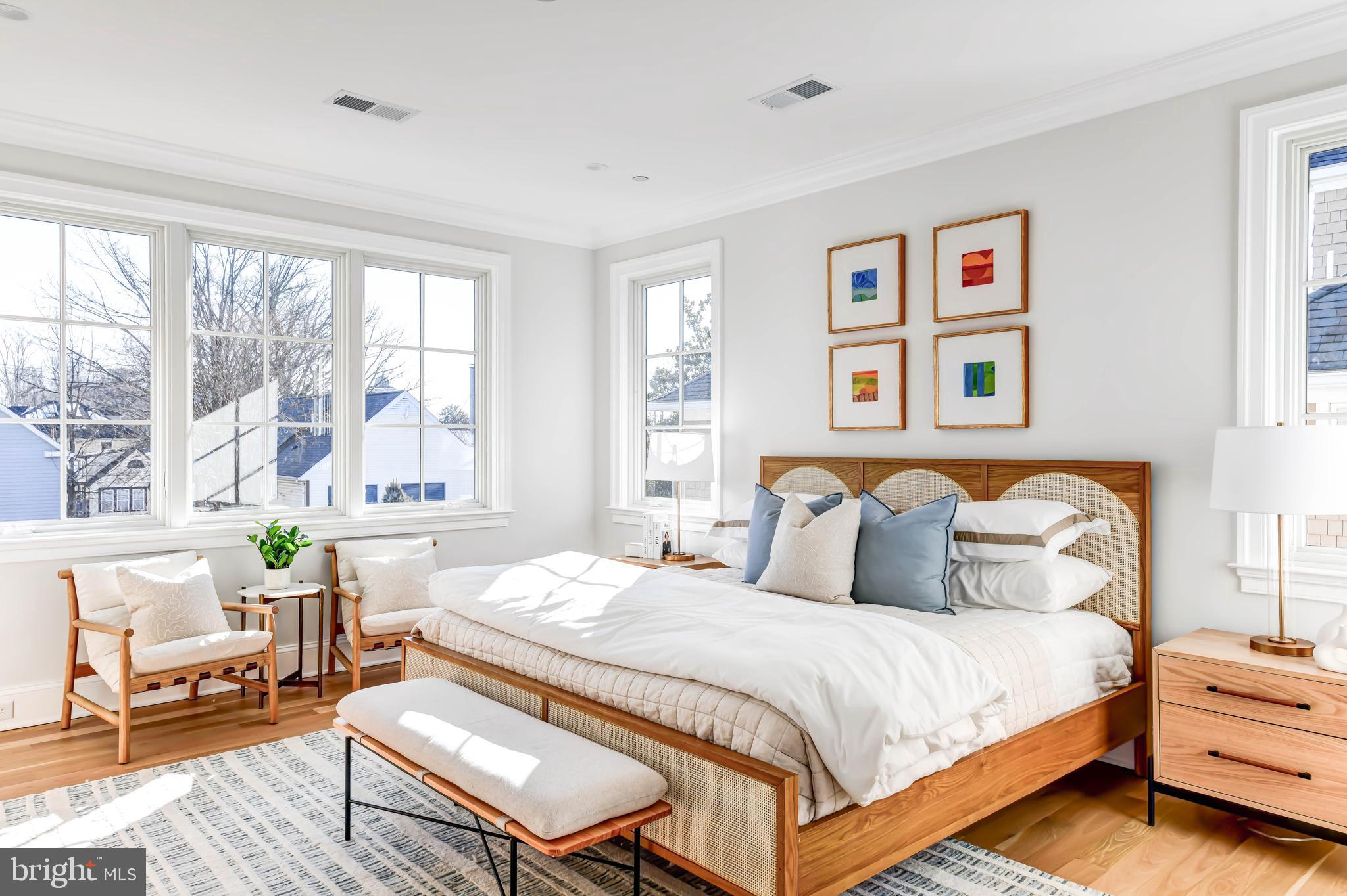 CHEVY CHASE - Residential