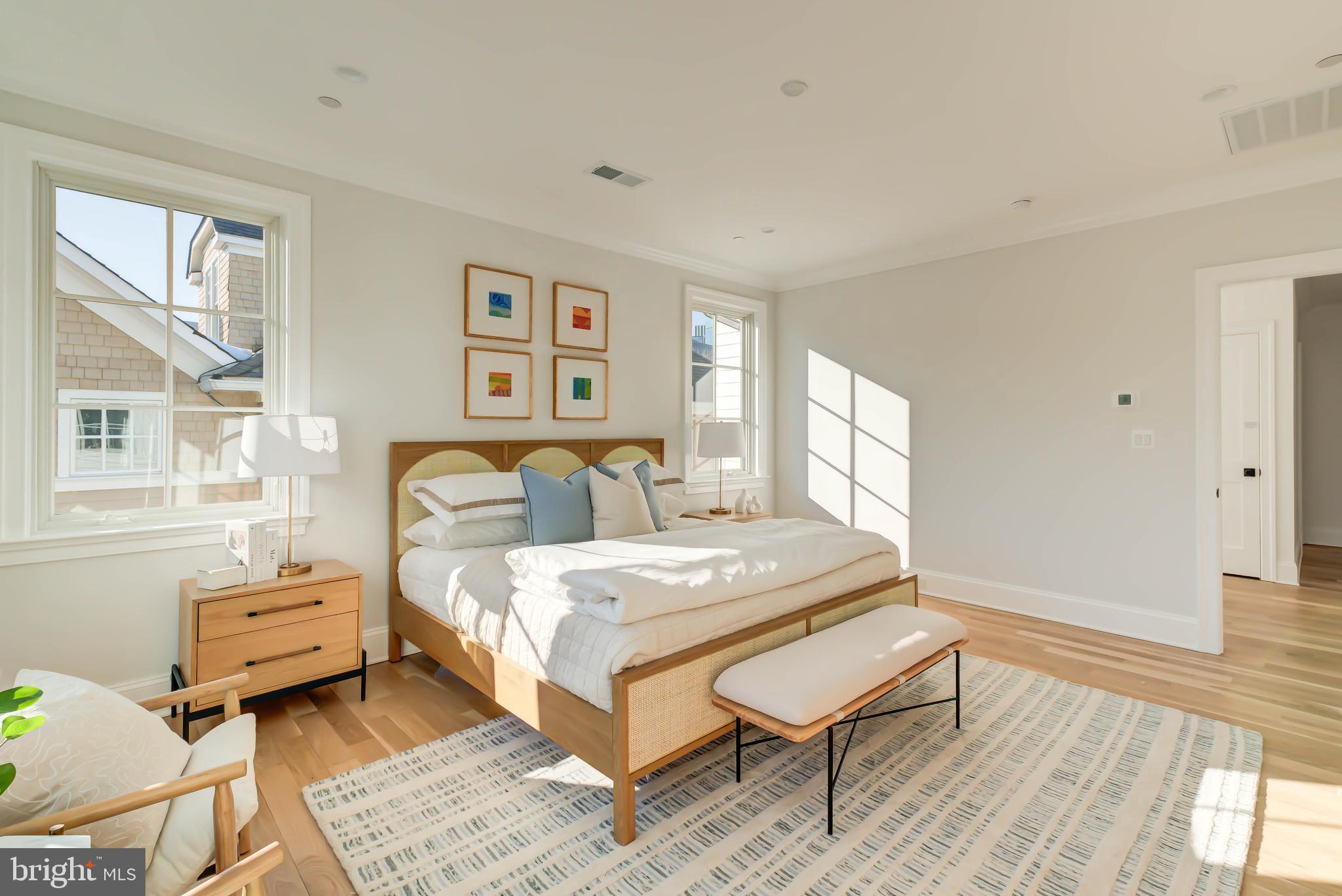 CHEVY CHASE - Residential