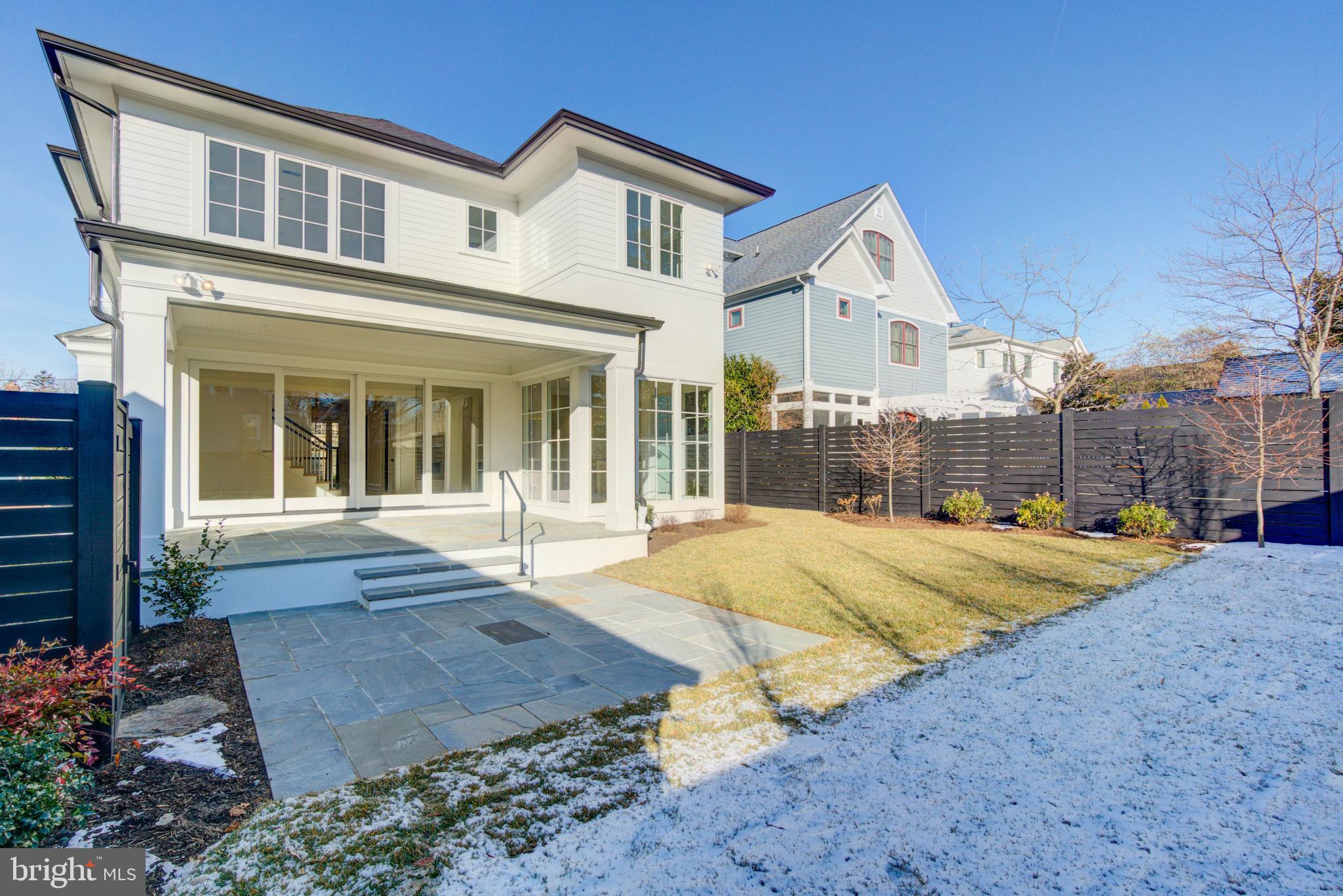 CHEVY CHASE - Residential