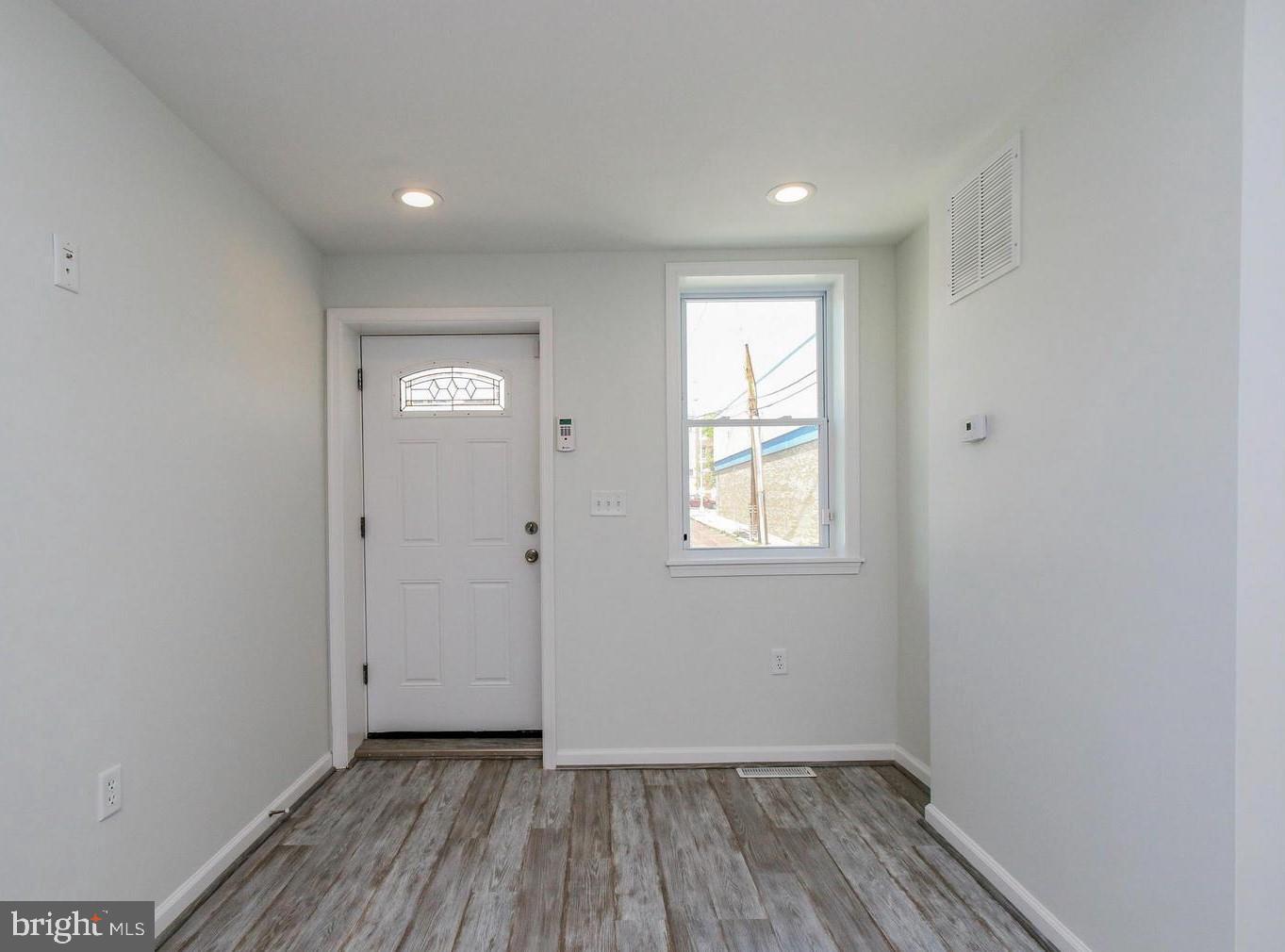 BARCLAY - Residential