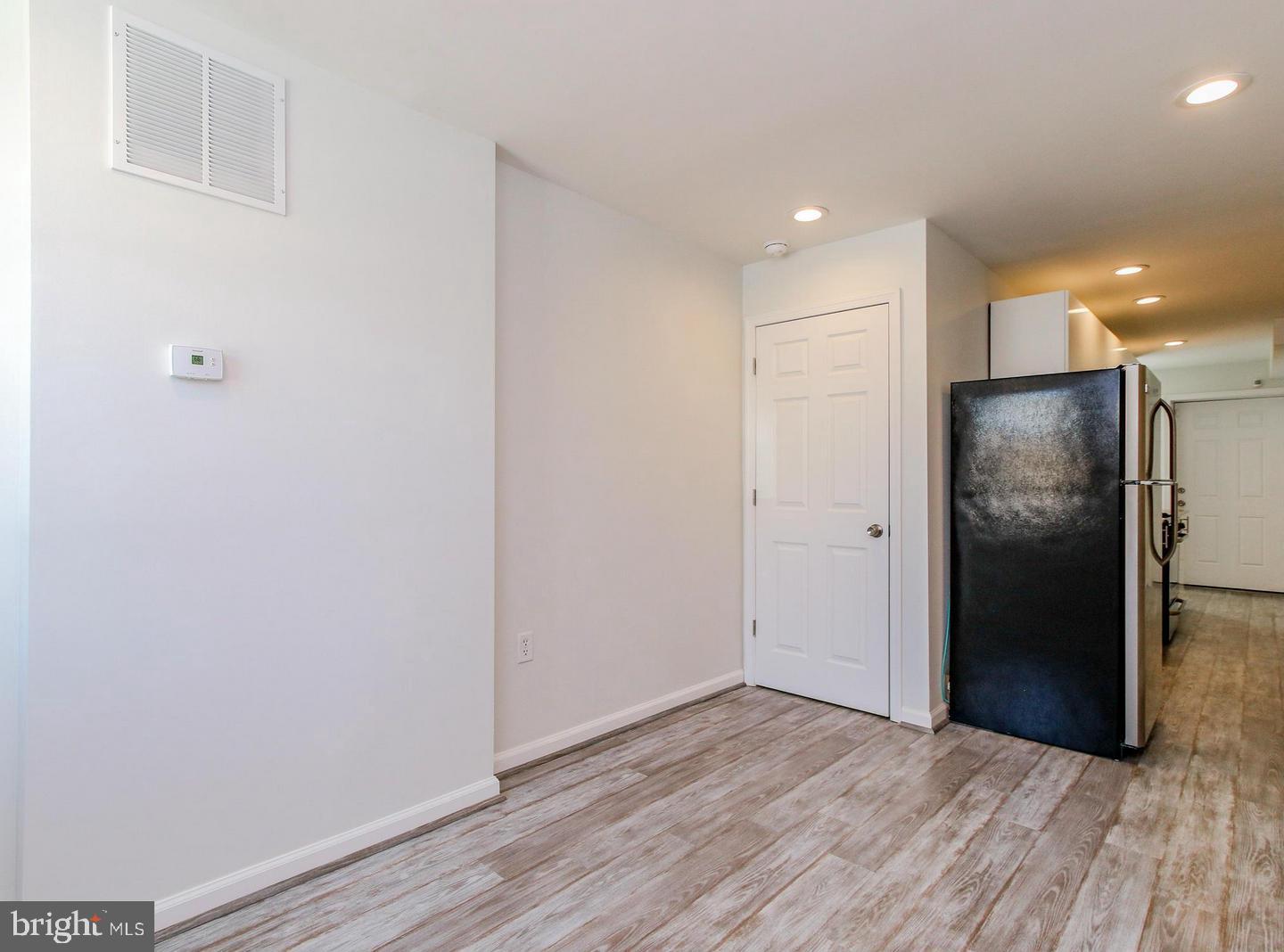 BARCLAY - Residential