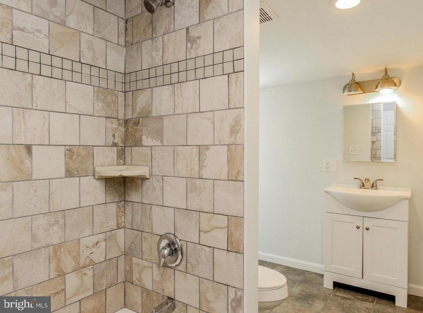 BARCLAY - Residential