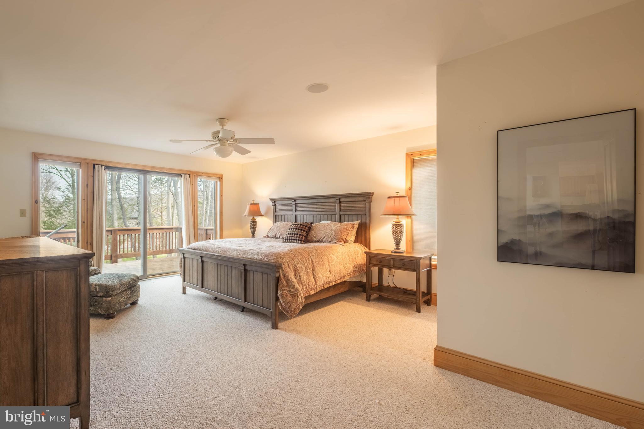 THE PINNACLE - Residential