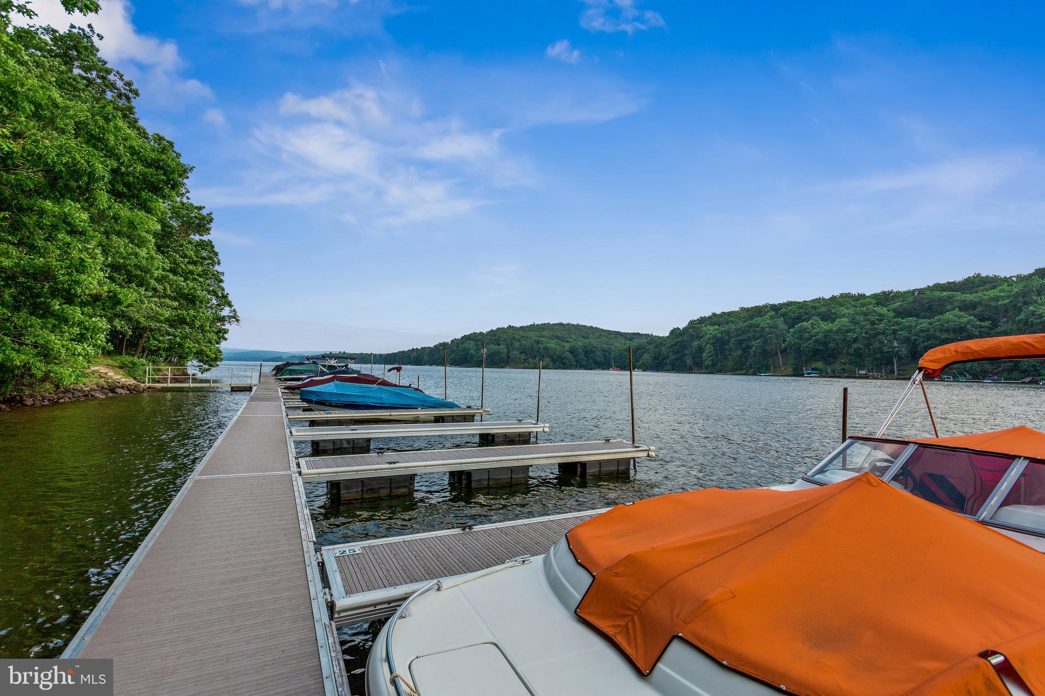 THE PINNACLE - Residential