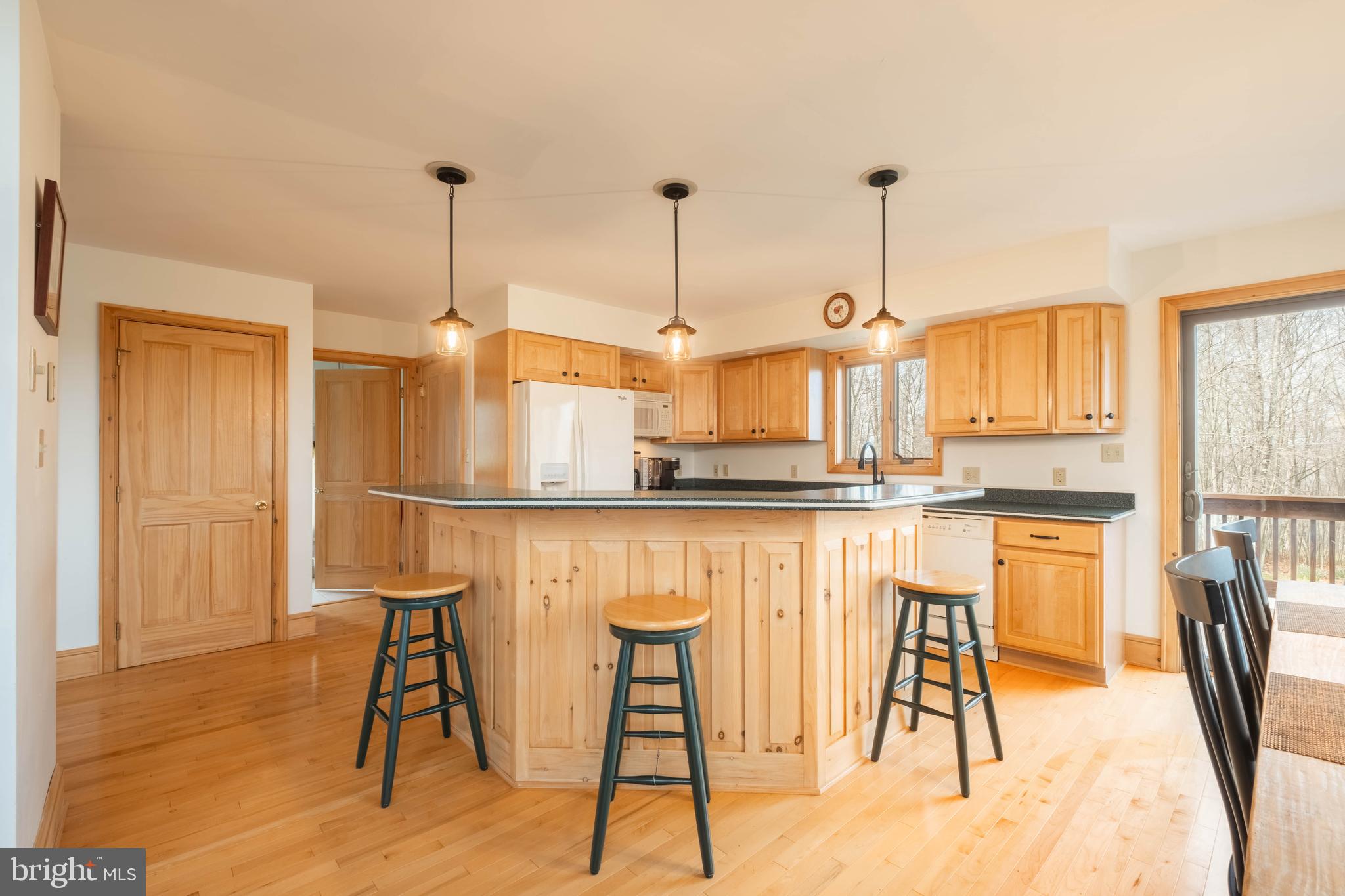 THE PINNACLE - Residential