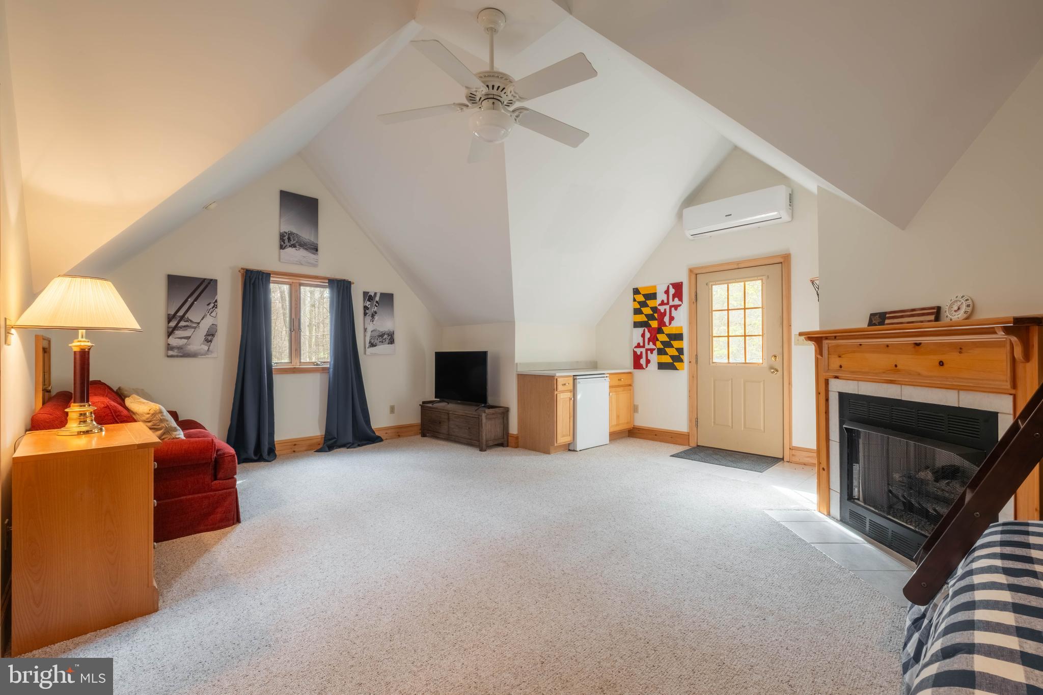 THE PINNACLE - Residential