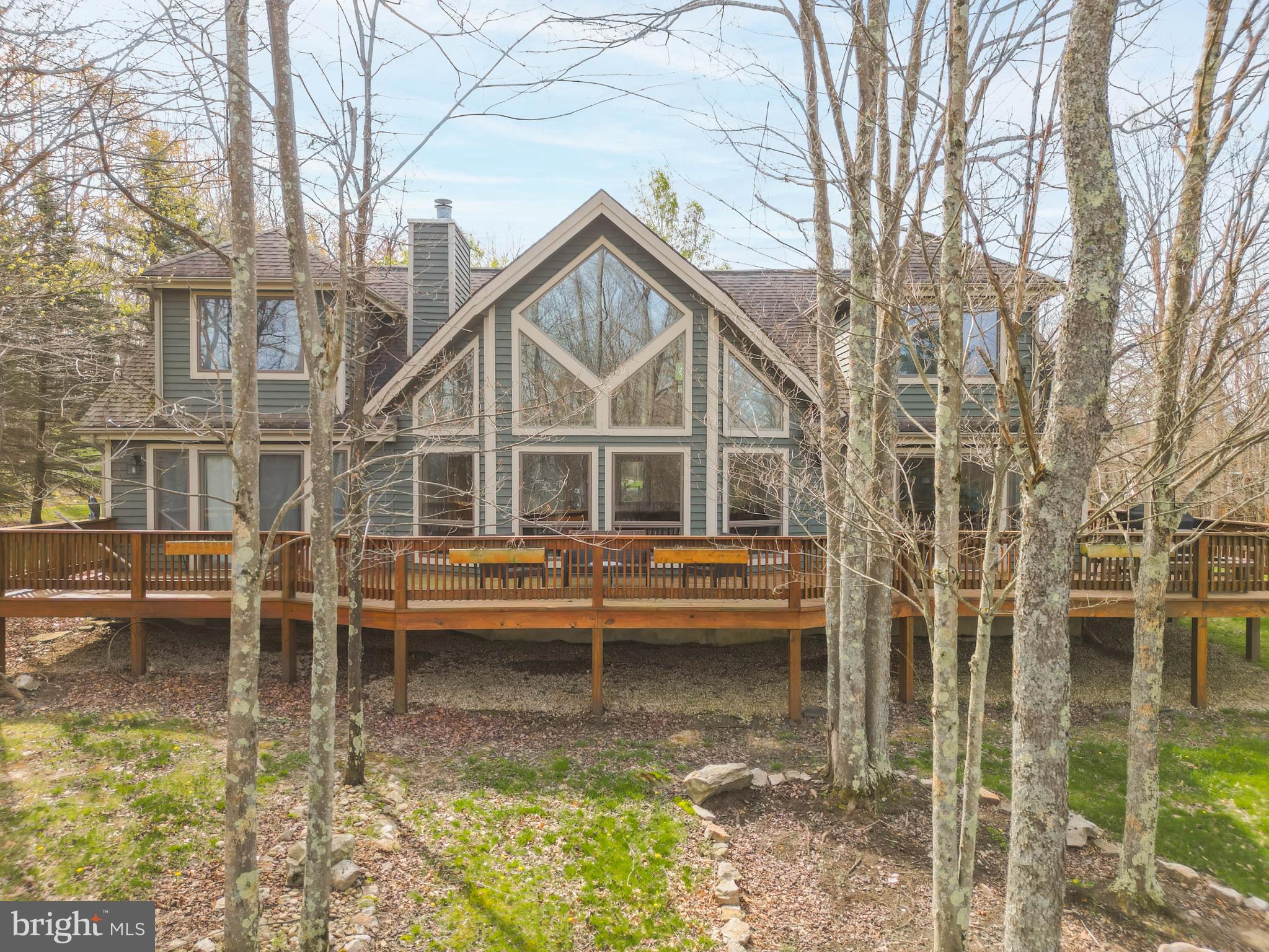 THE PINNACLE - Residential