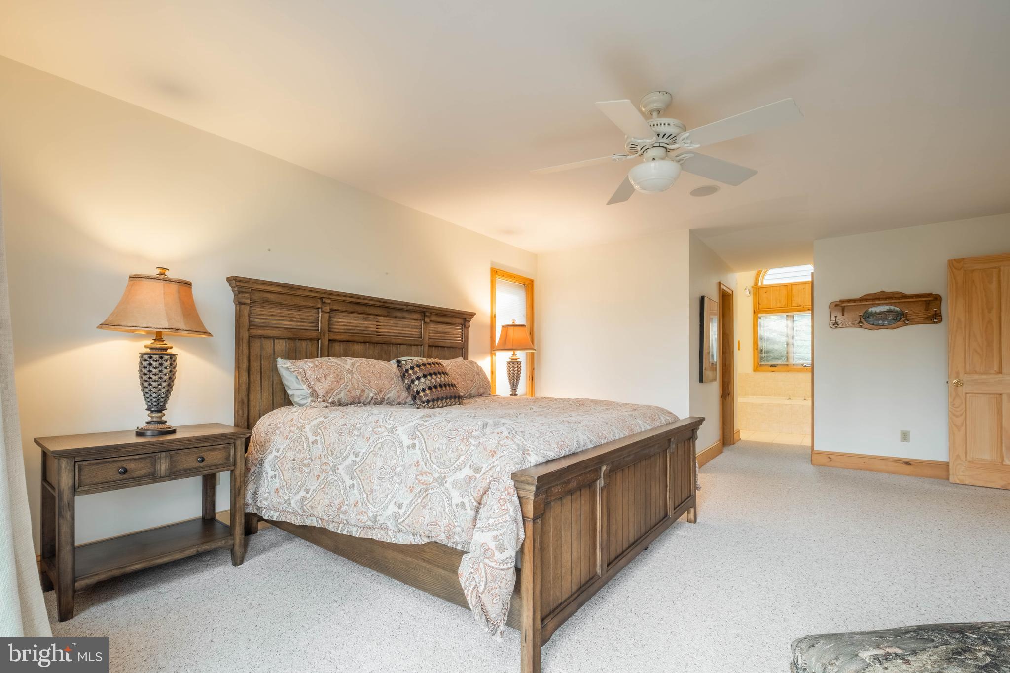 THE PINNACLE - Residential