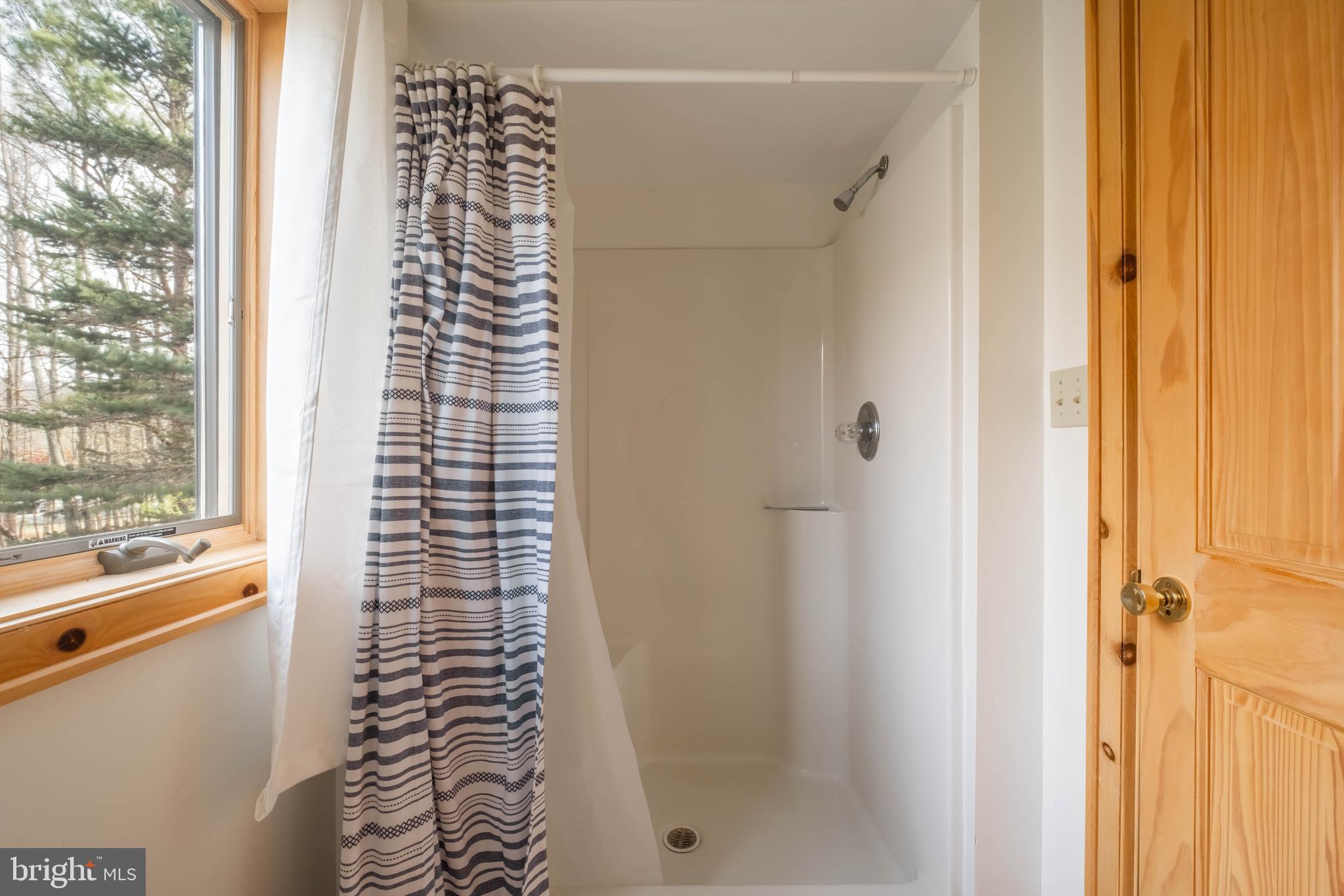 THE PINNACLE - Residential