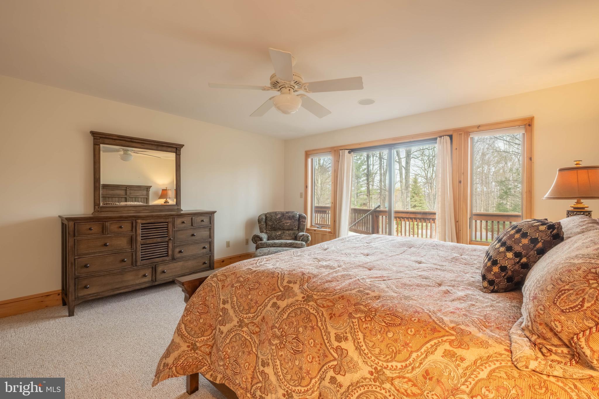 THE PINNACLE - Residential