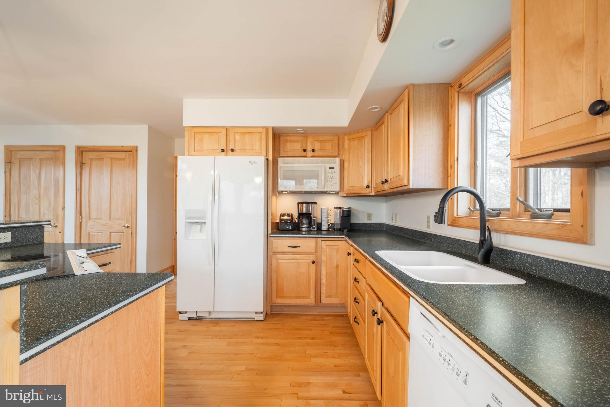 THE PINNACLE - Residential