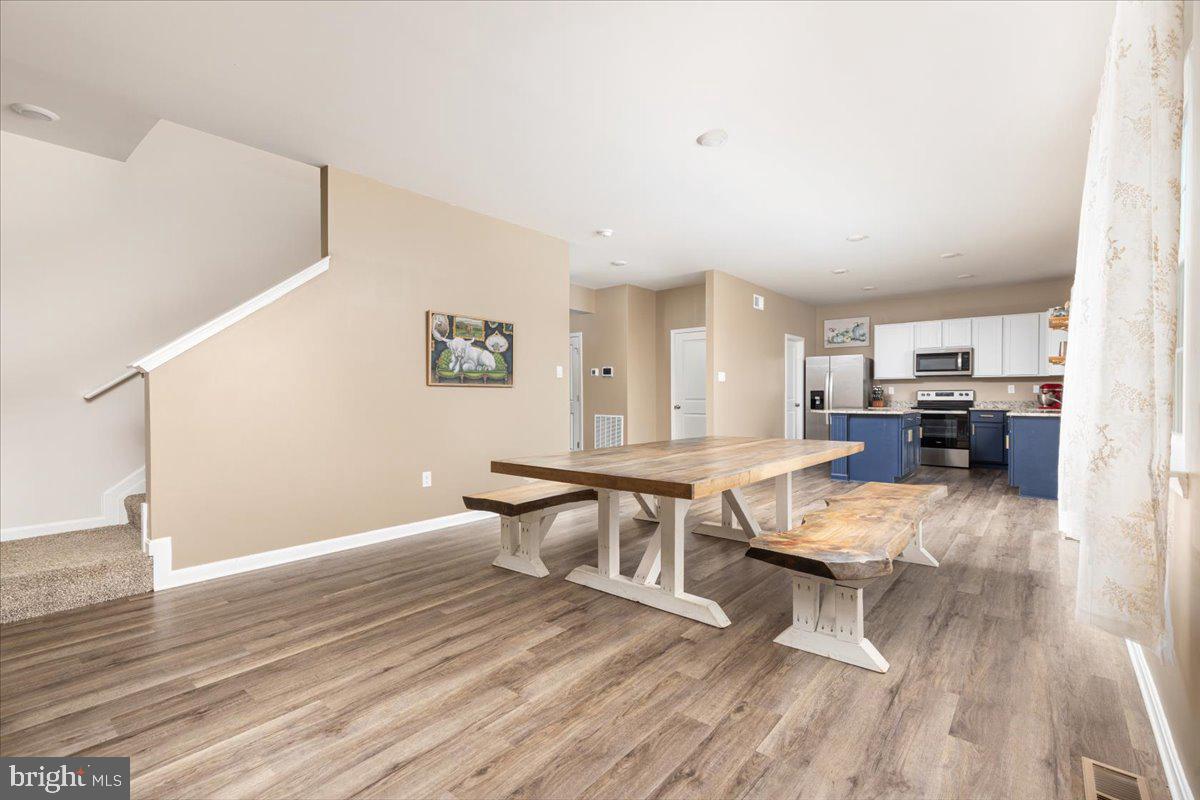 RED HILL - Residential