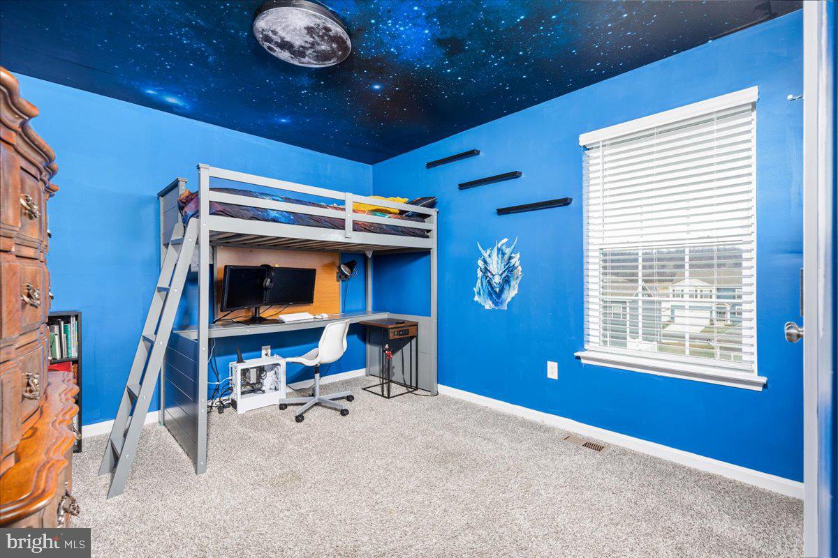 RED HILL - Residential