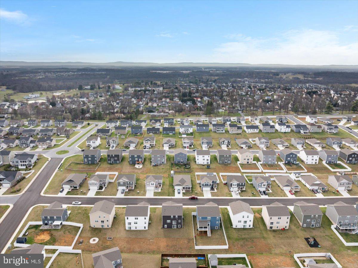 RED HILL - Residential