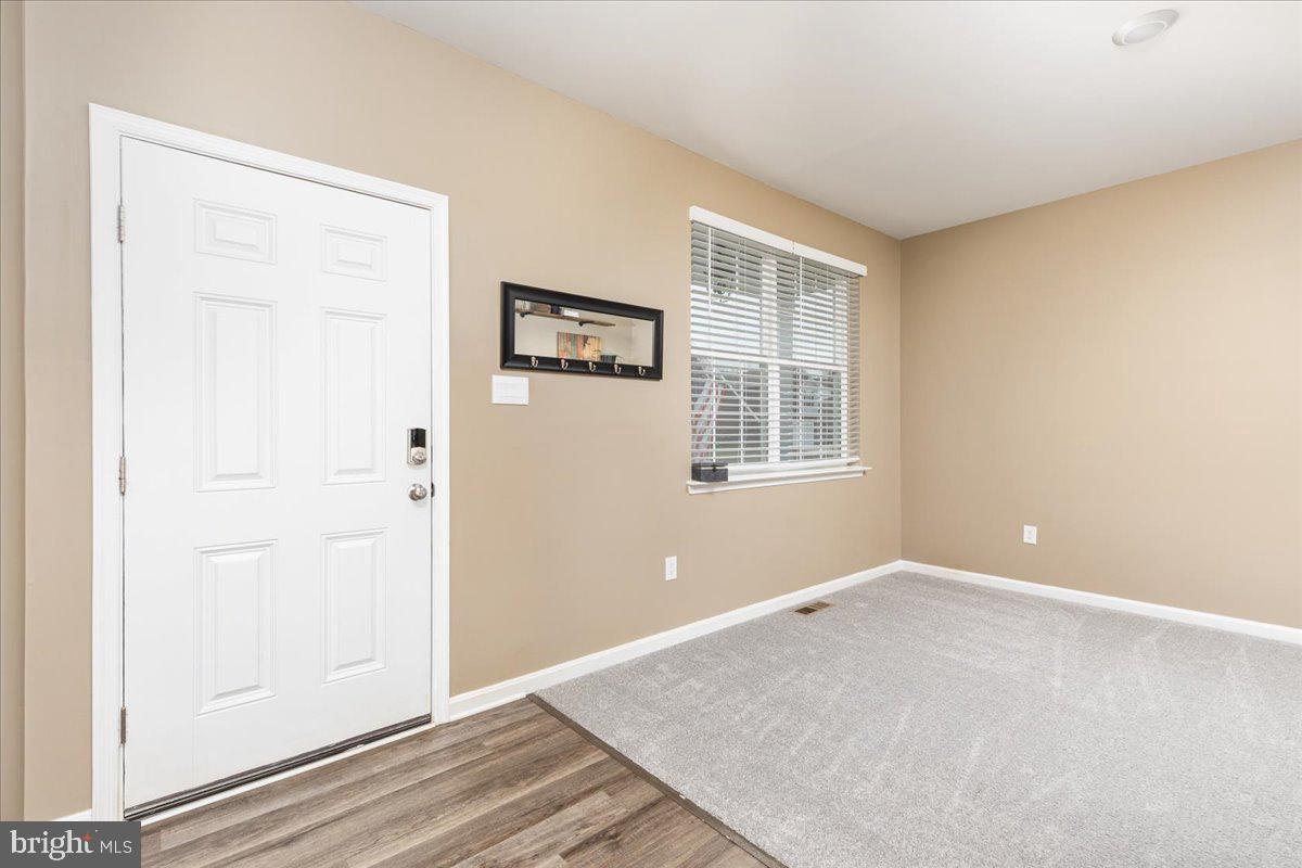 RED HILL - Residential