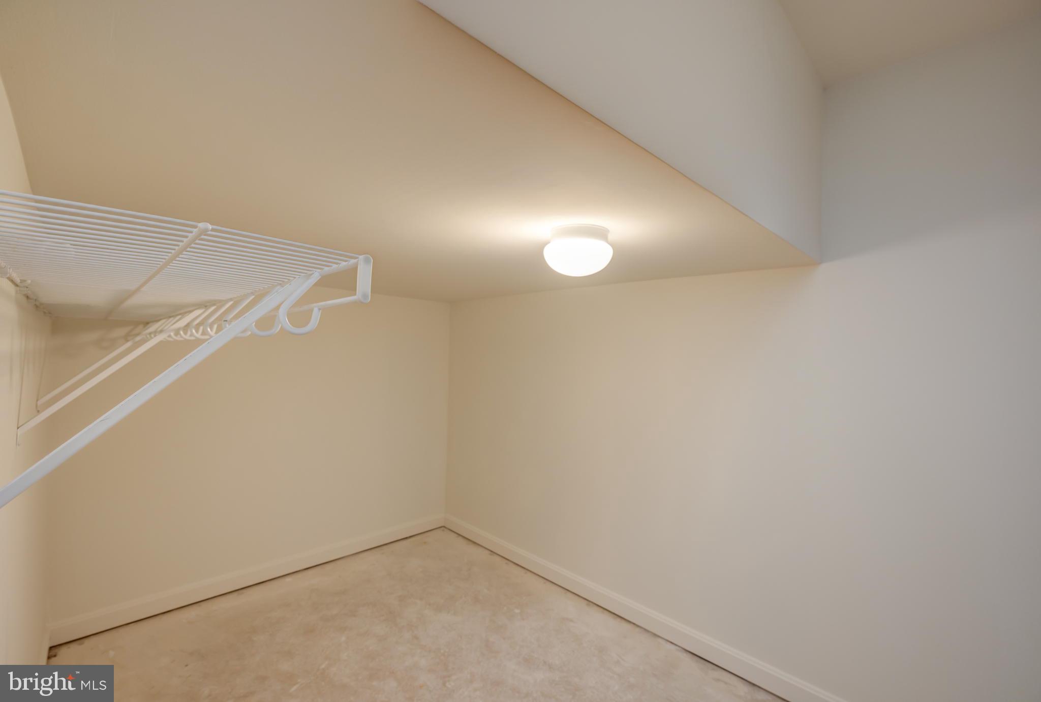 TYSONS CORNER - Residential