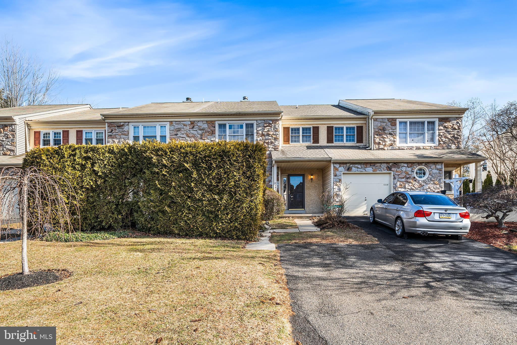 DUBLIN MDWS - Residential