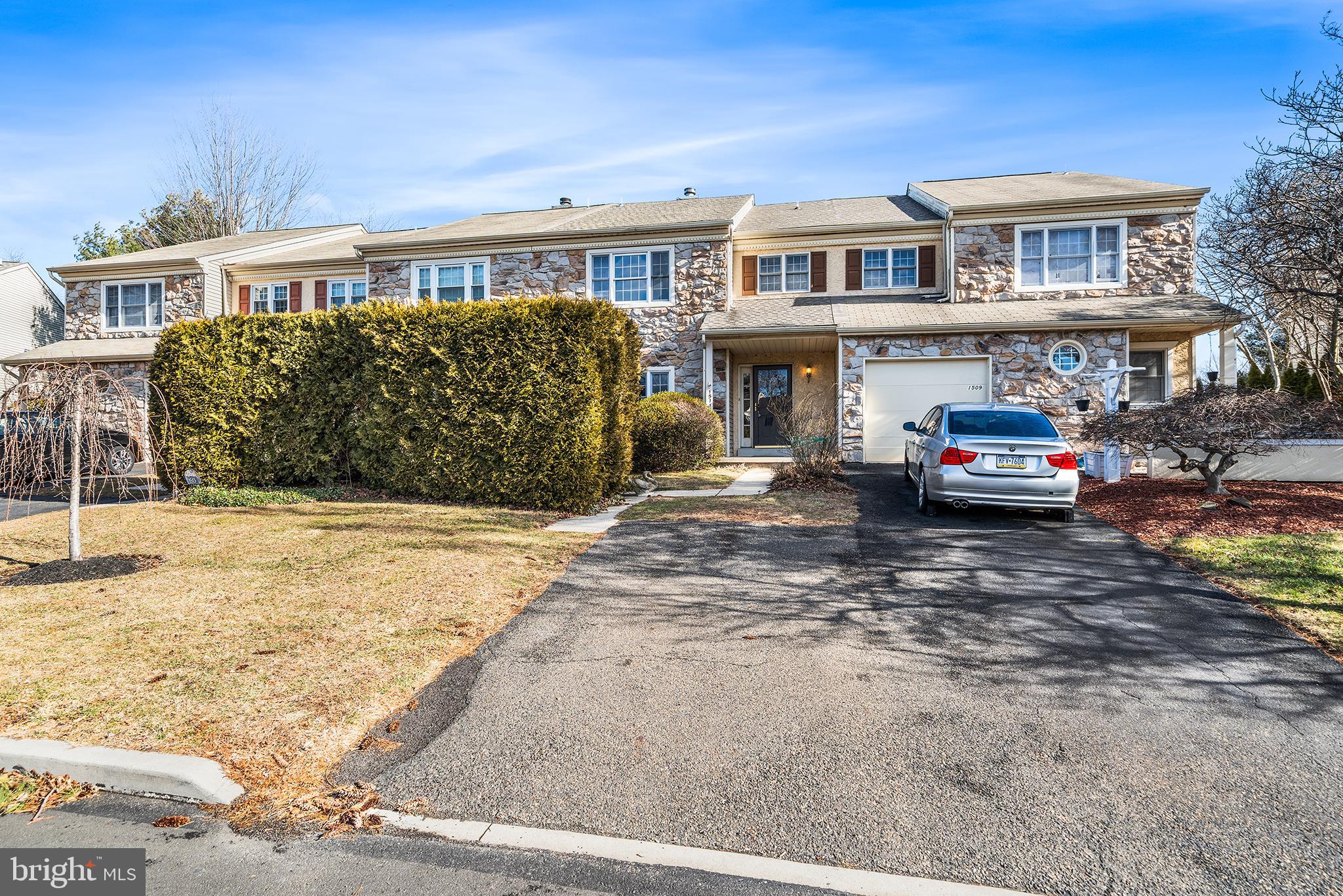 DUBLIN MDWS - Residential