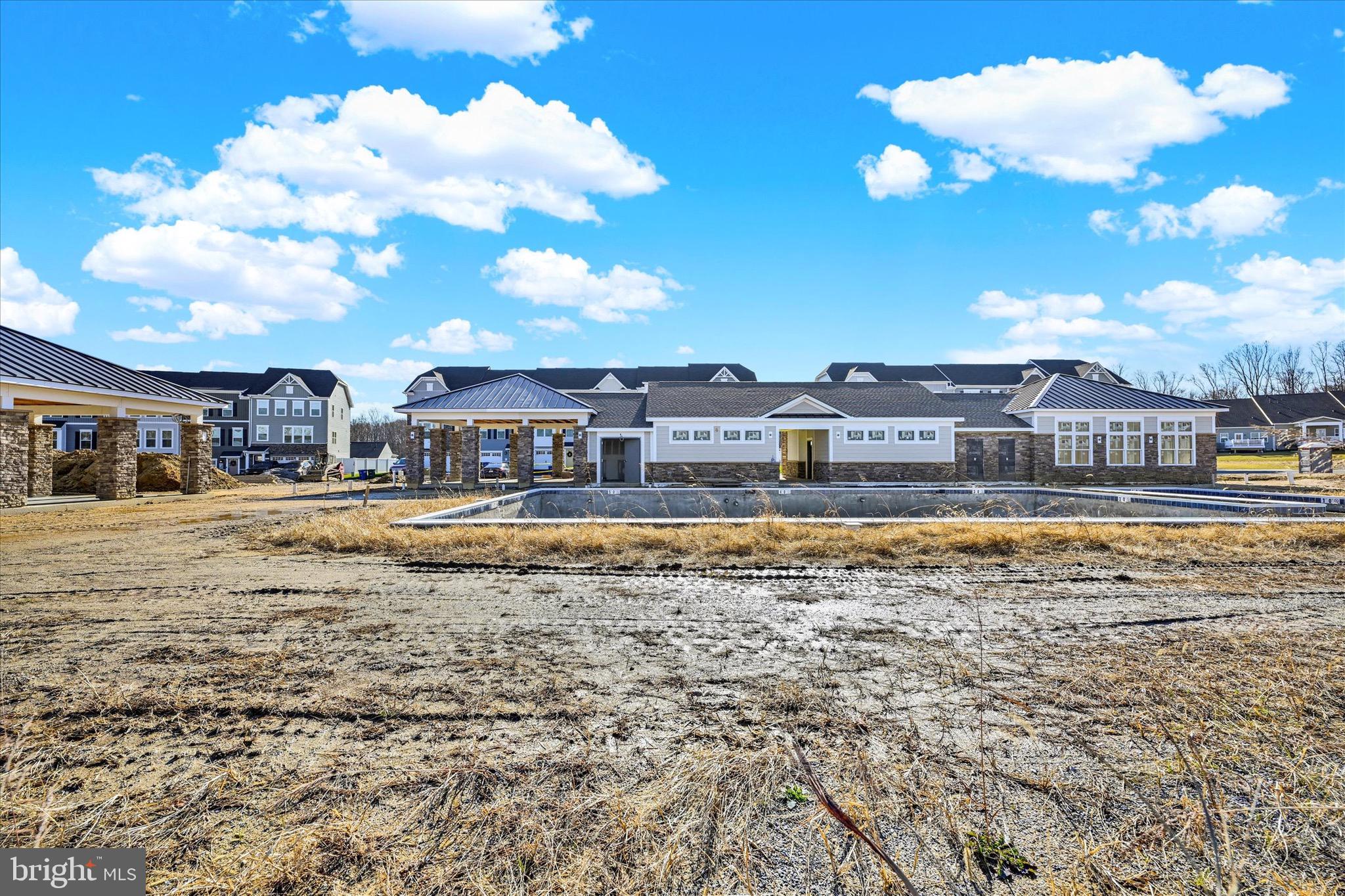 ABERDEEN OVERLOOK - Residential
