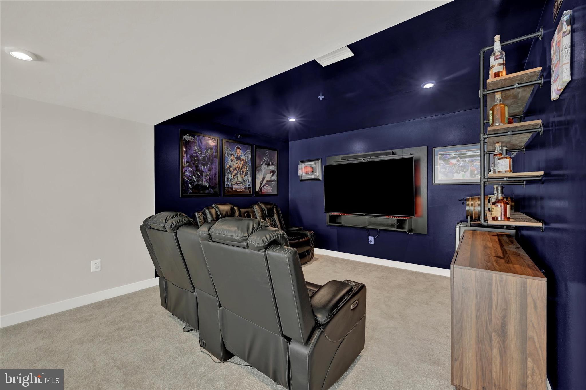 ABERDEEN OVERLOOK - Residential