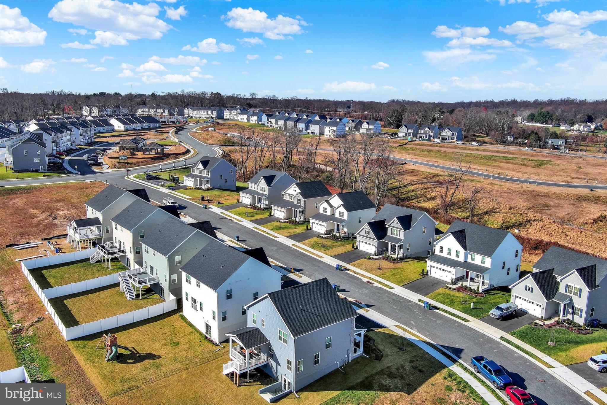 ABERDEEN OVERLOOK - Residential