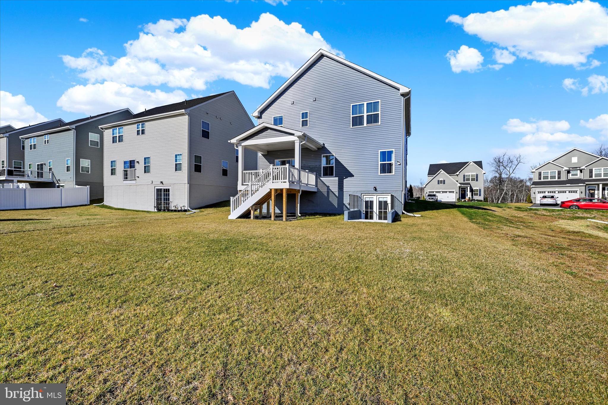 ABERDEEN OVERLOOK - Residential