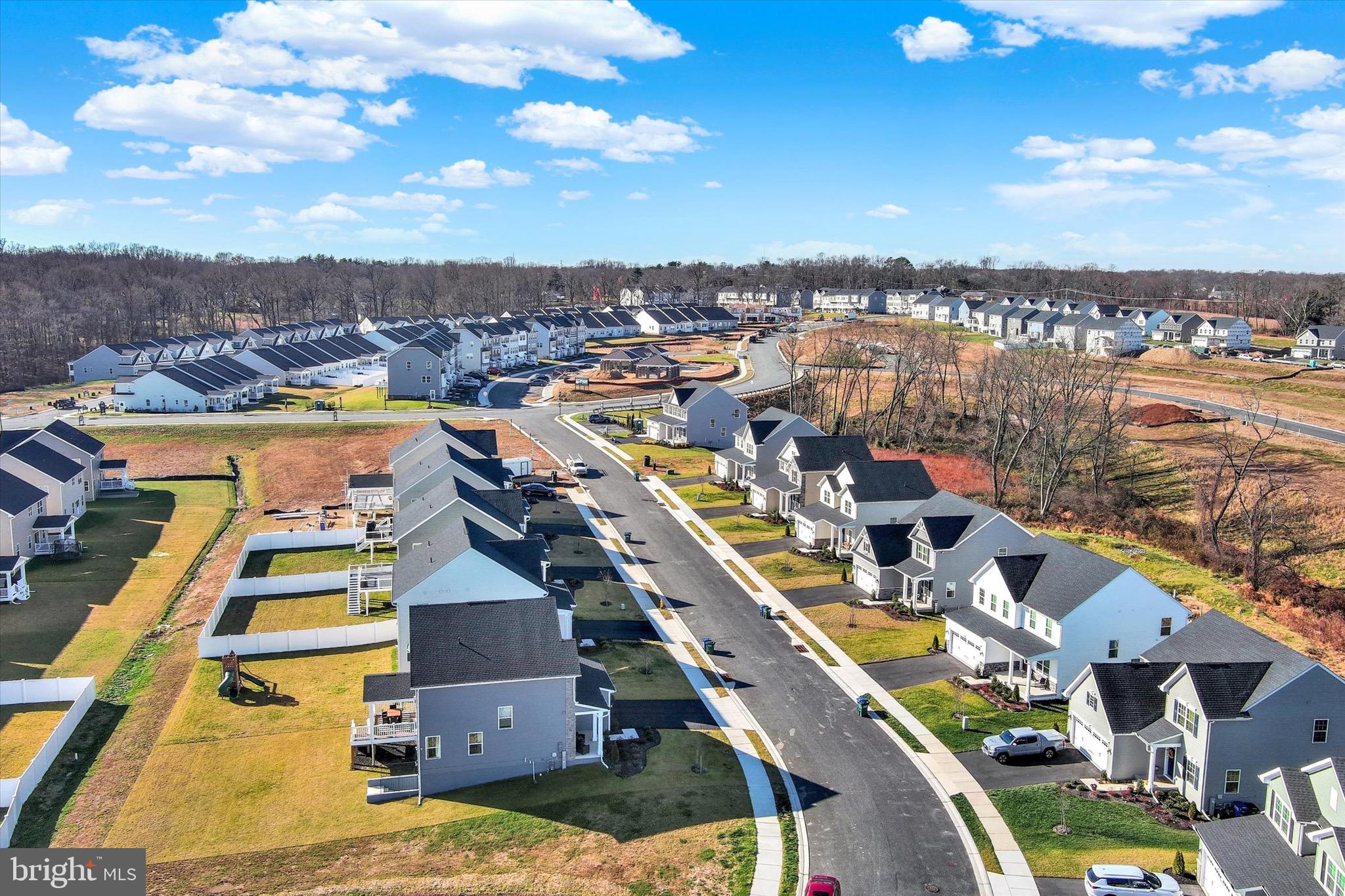 ABERDEEN OVERLOOK - Residential