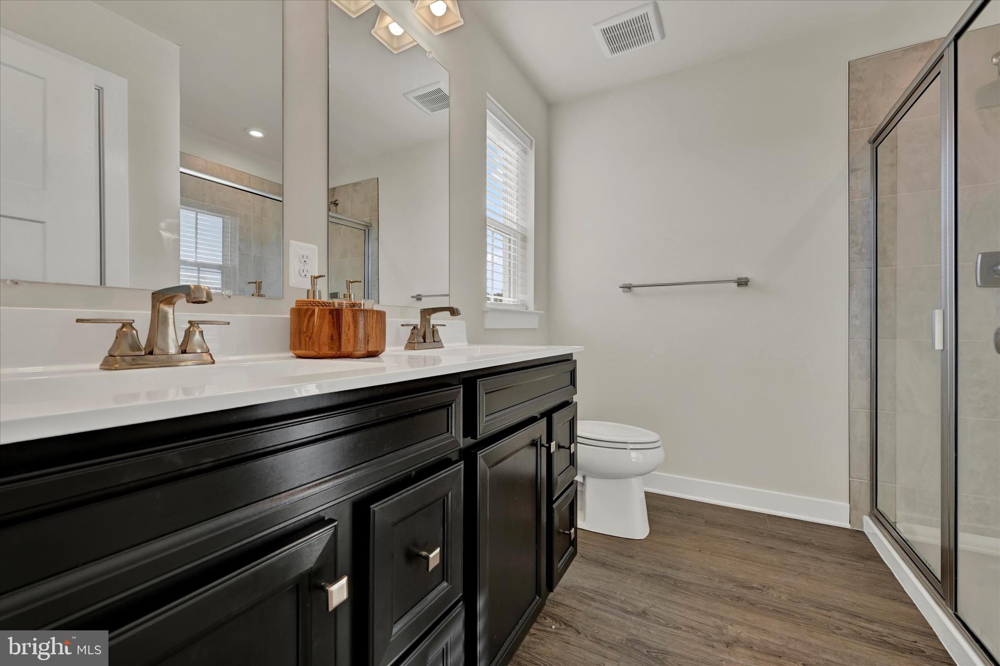 ABERDEEN OVERLOOK - Residential