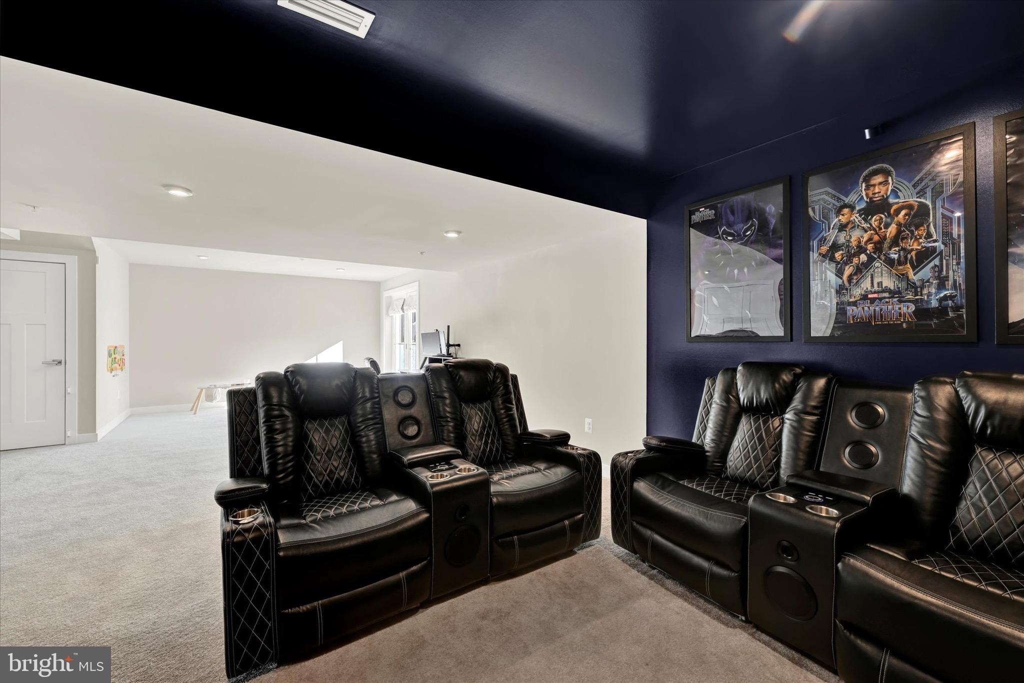 ABERDEEN OVERLOOK - Residential